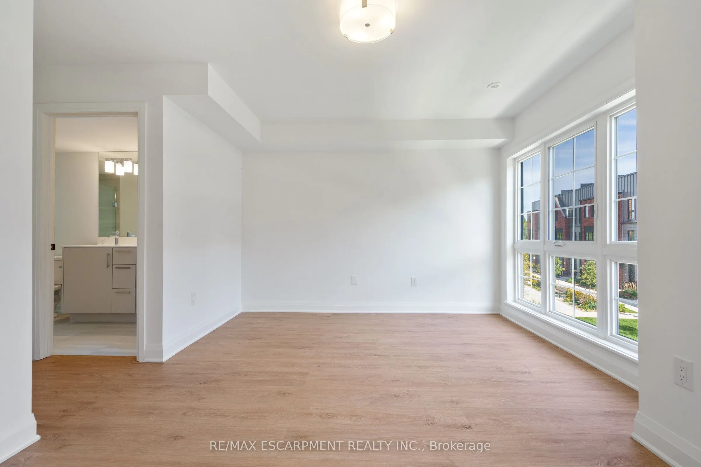 30 Burleigh Mews