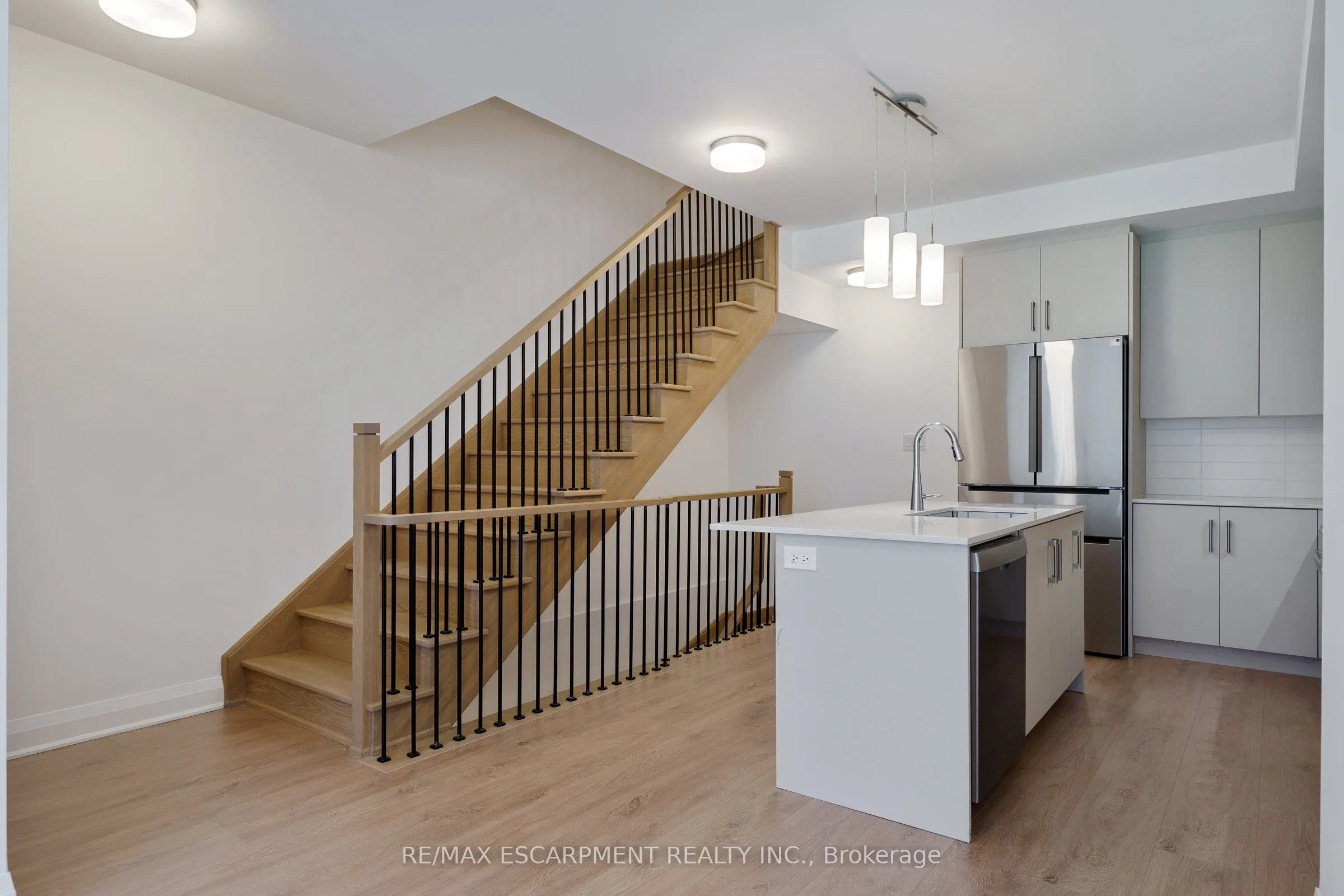 30 Burleigh Mews