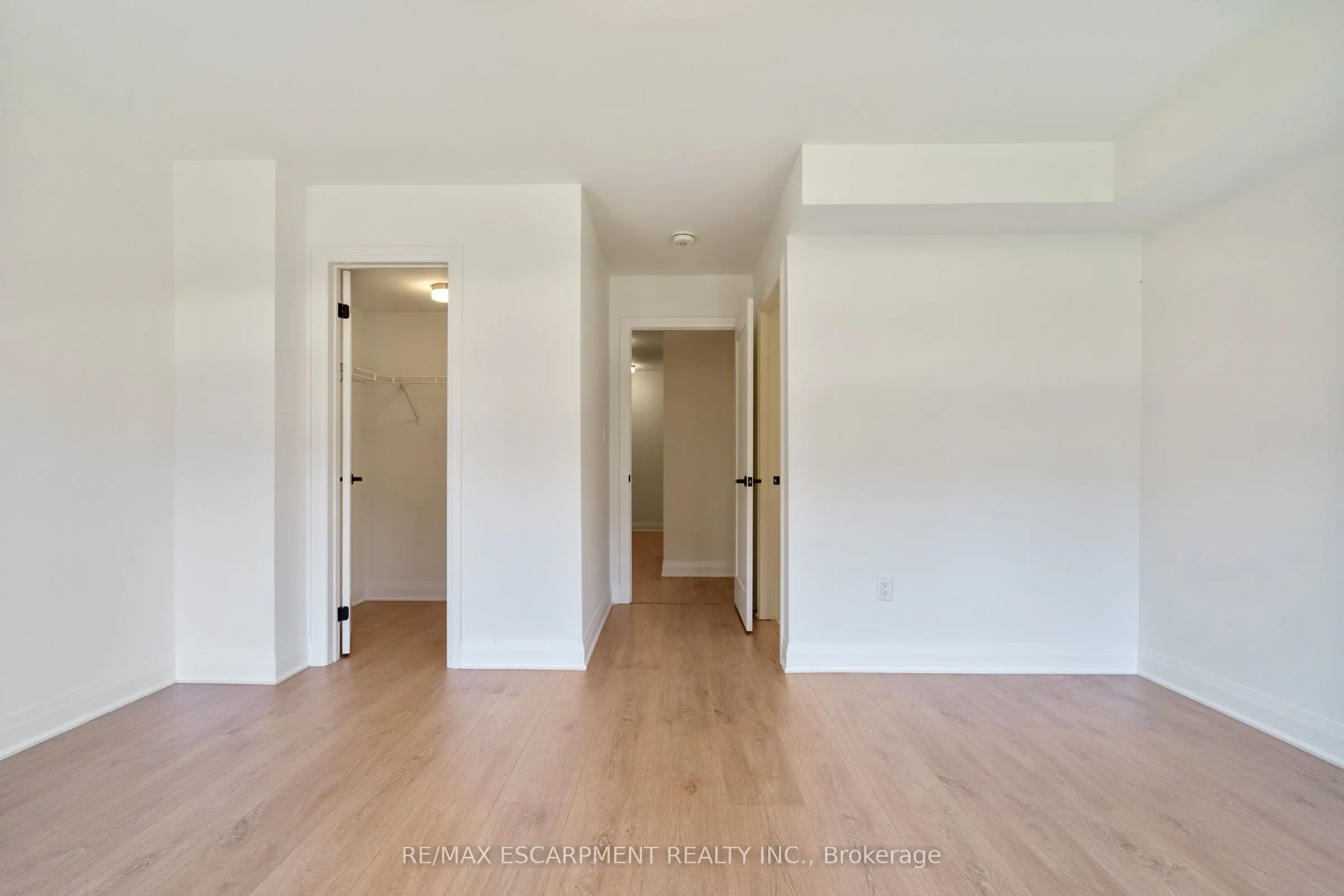 30 Burleigh Mews