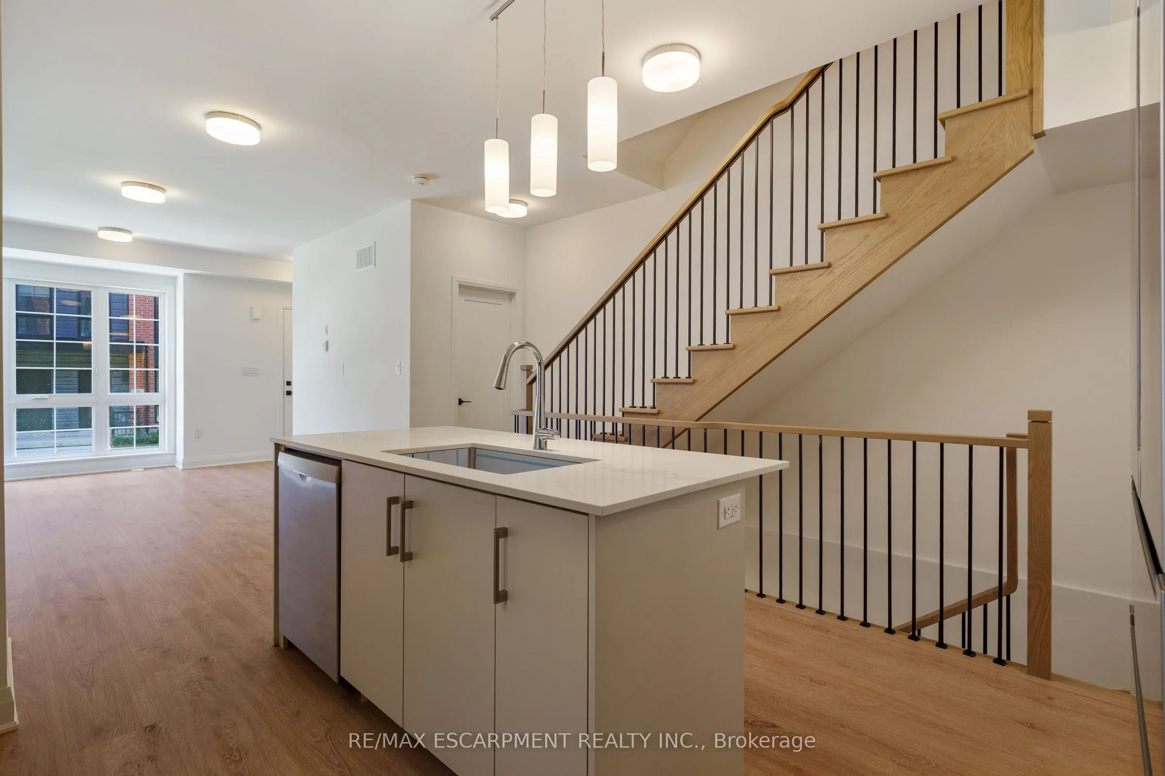 30 Burleigh Mews