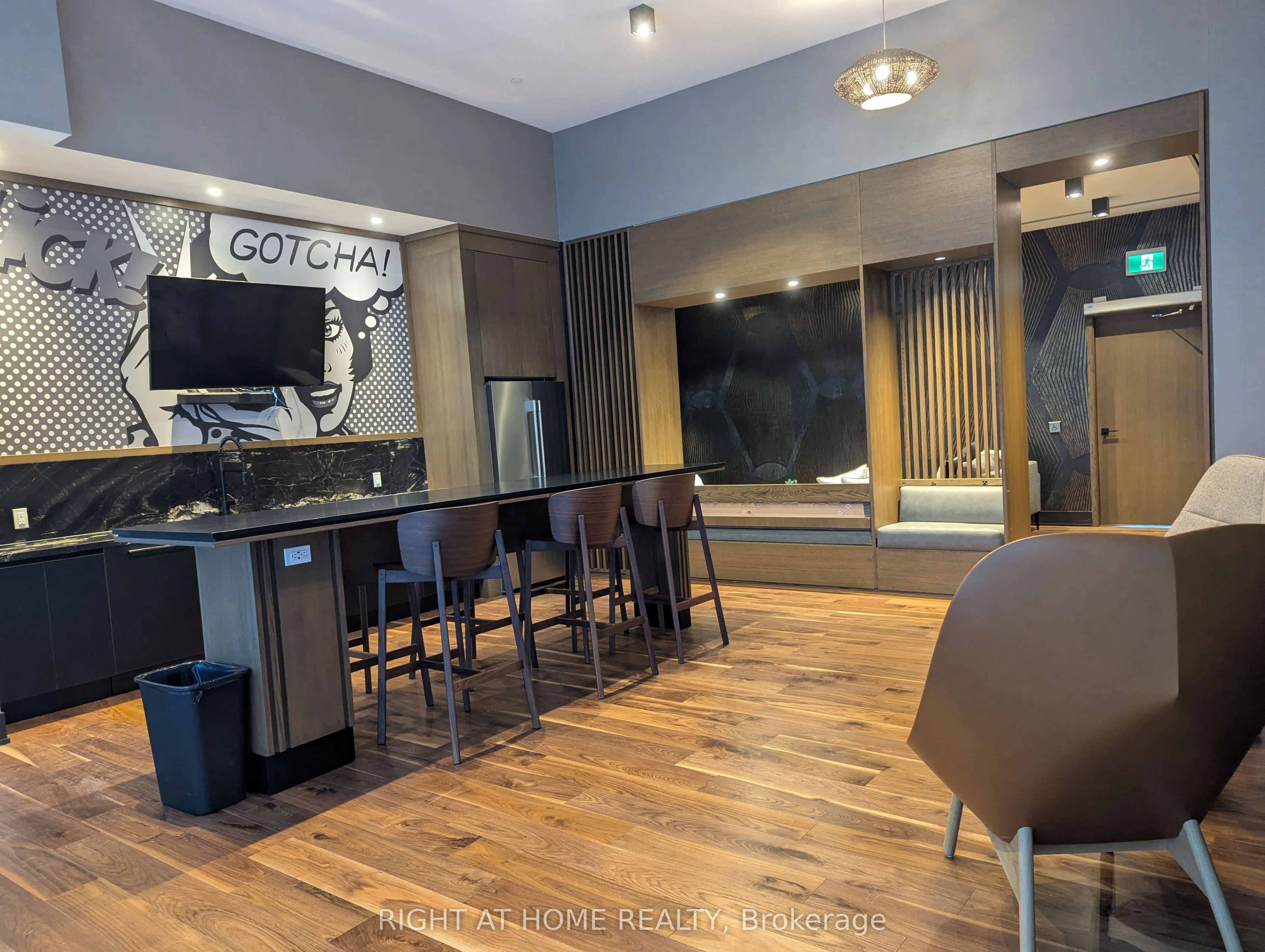 8119 Birchmount Road, #1502