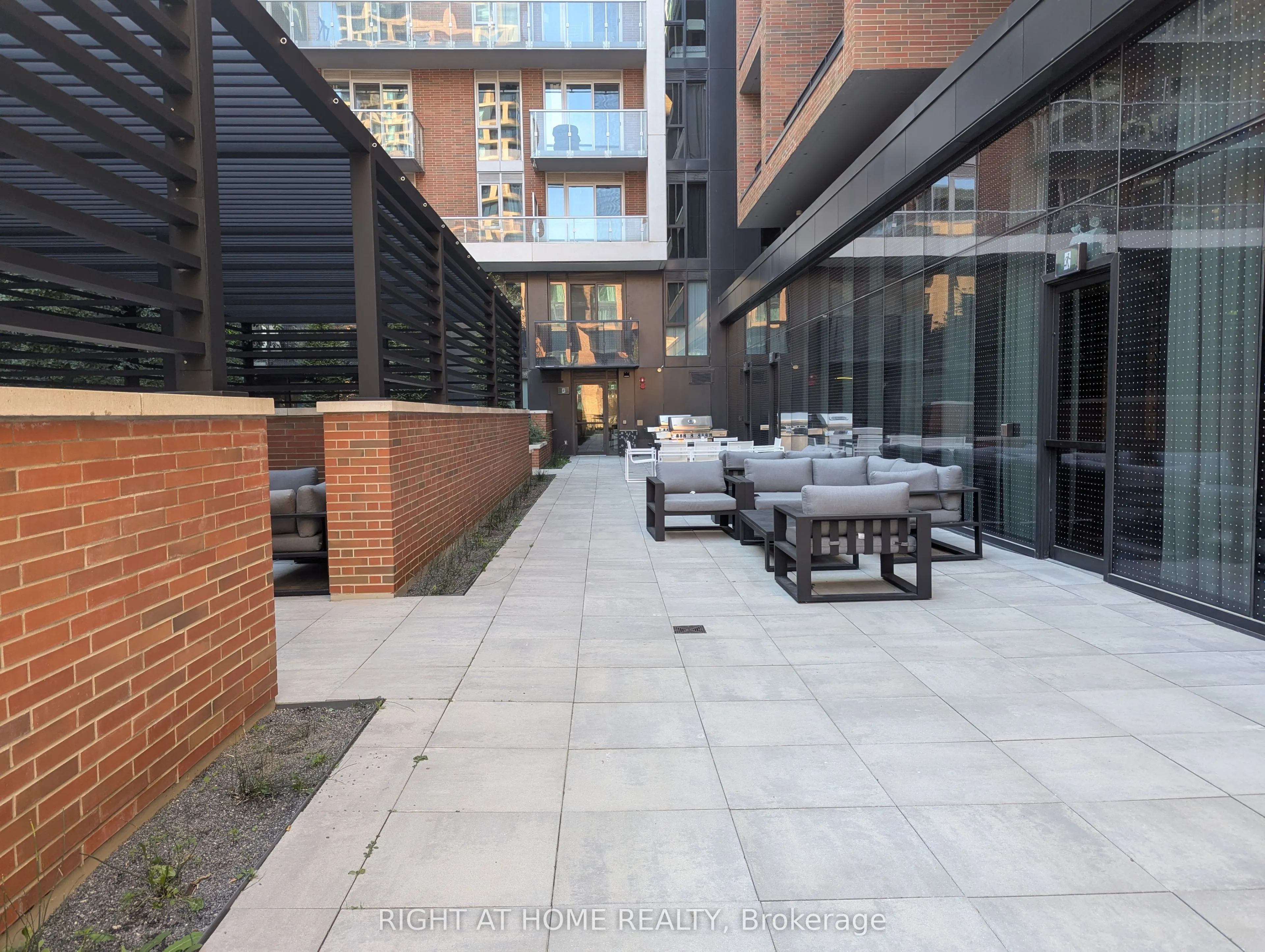 8119 Birchmount Road, #1502