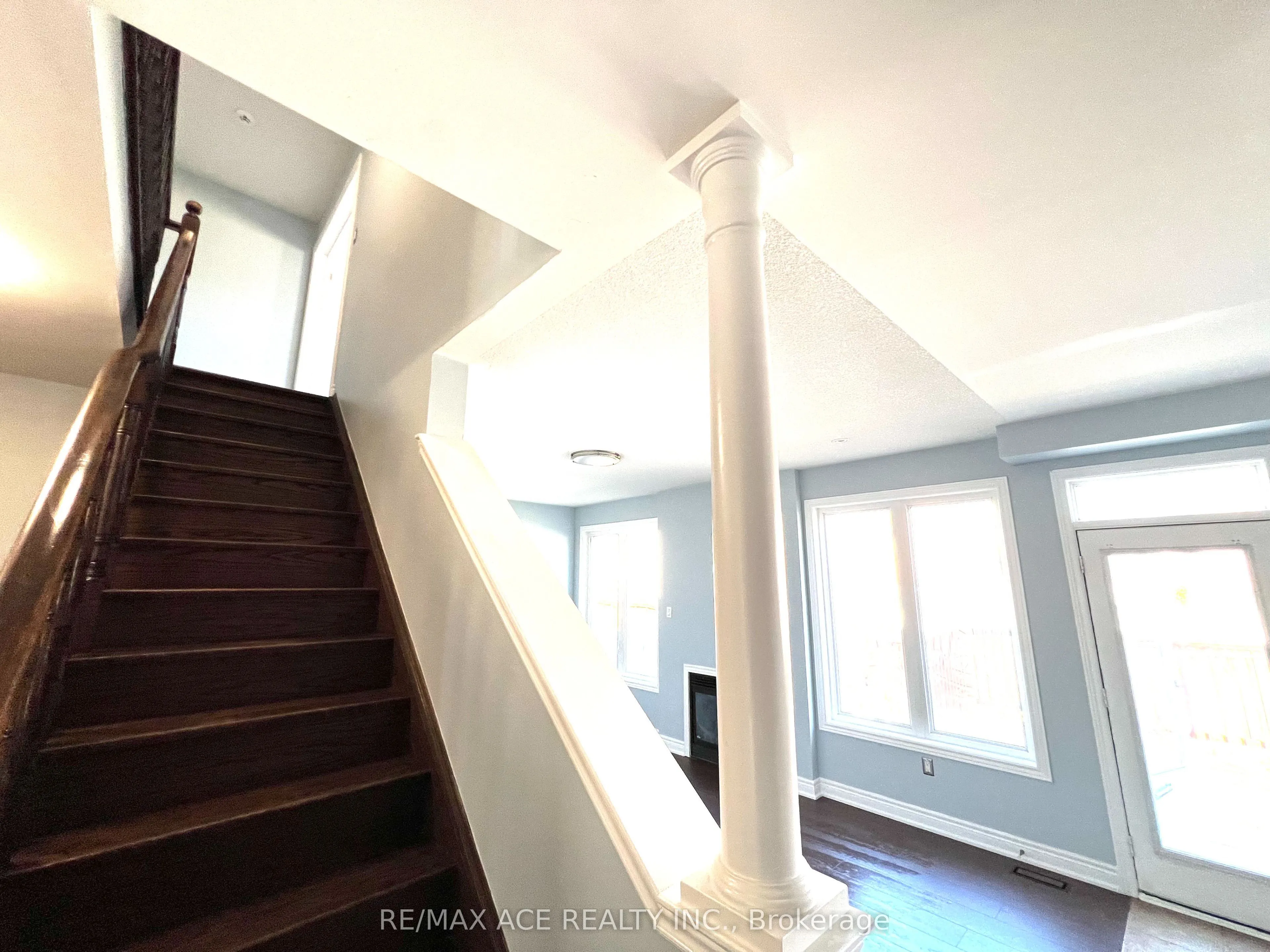23 Grayleaf Drive