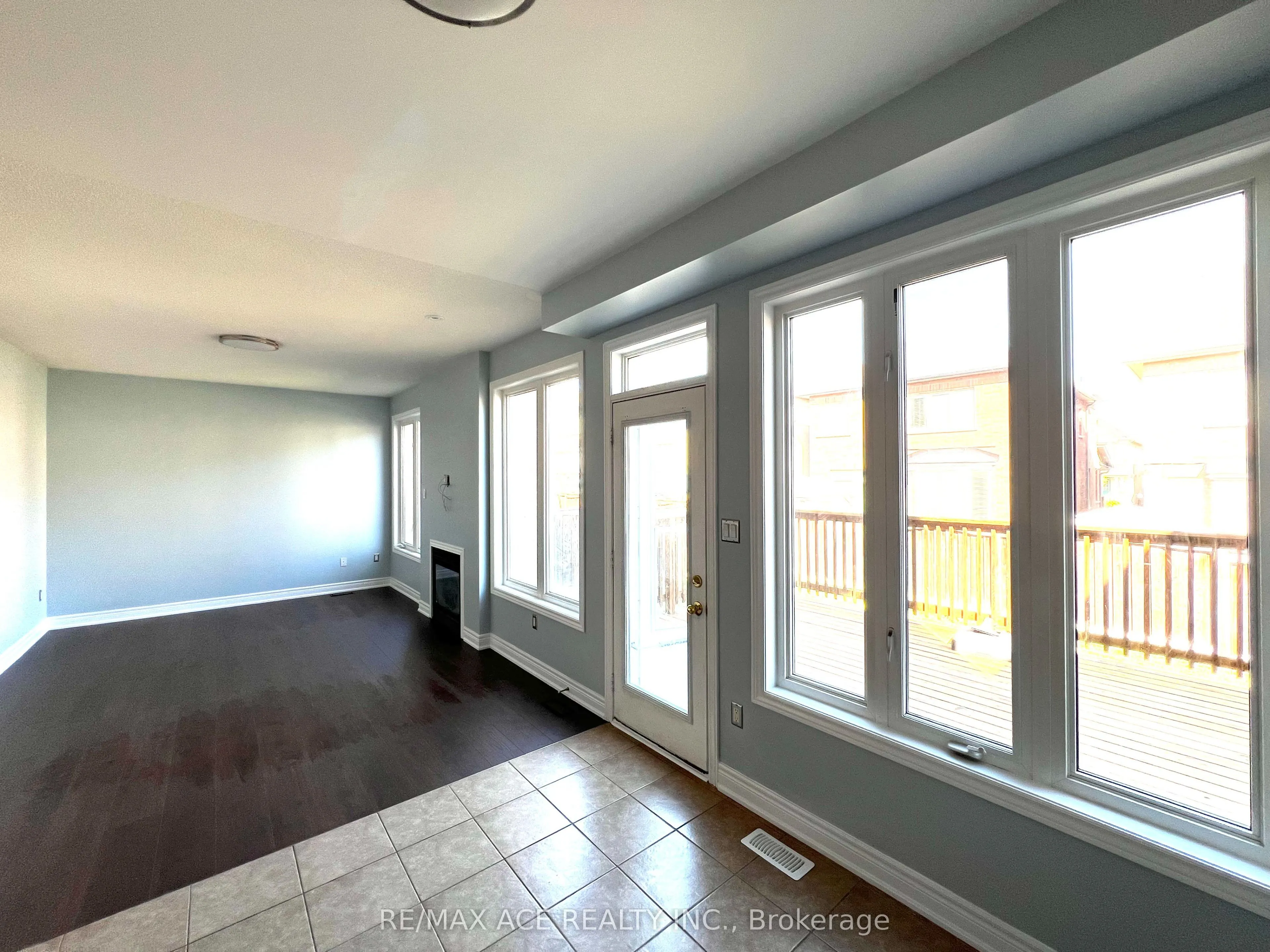 23 Grayleaf Drive