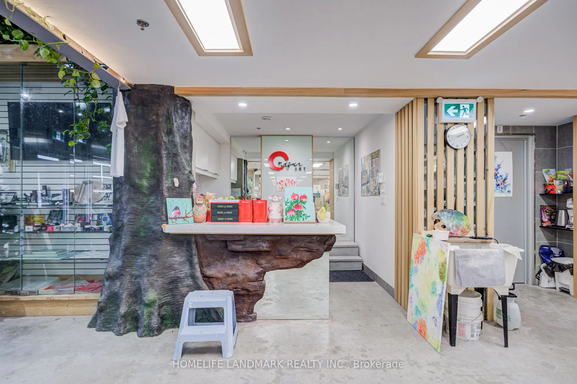 4602 Steeles Avenue, #R3