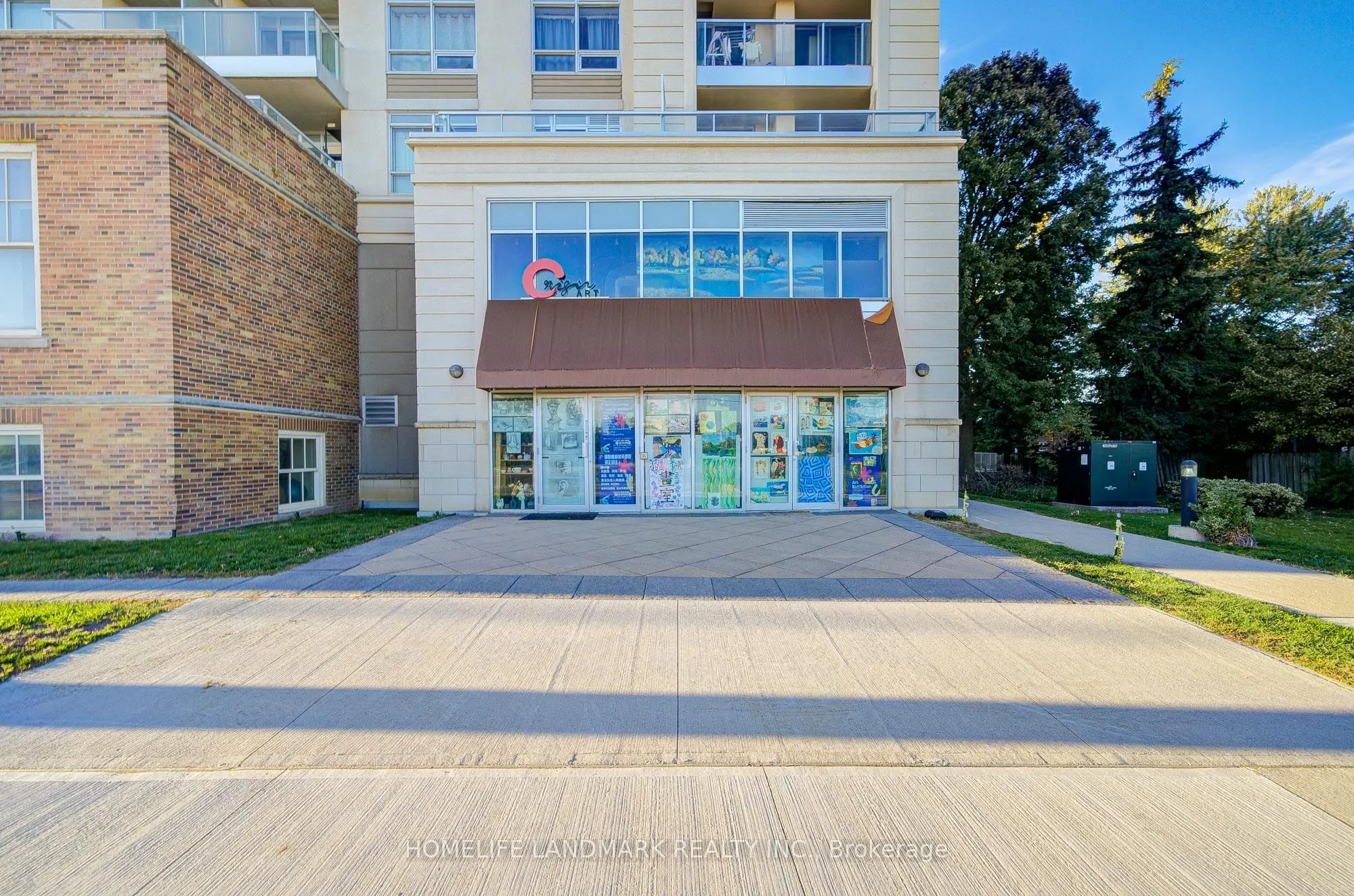 4602 Steeles Avenue, #R3