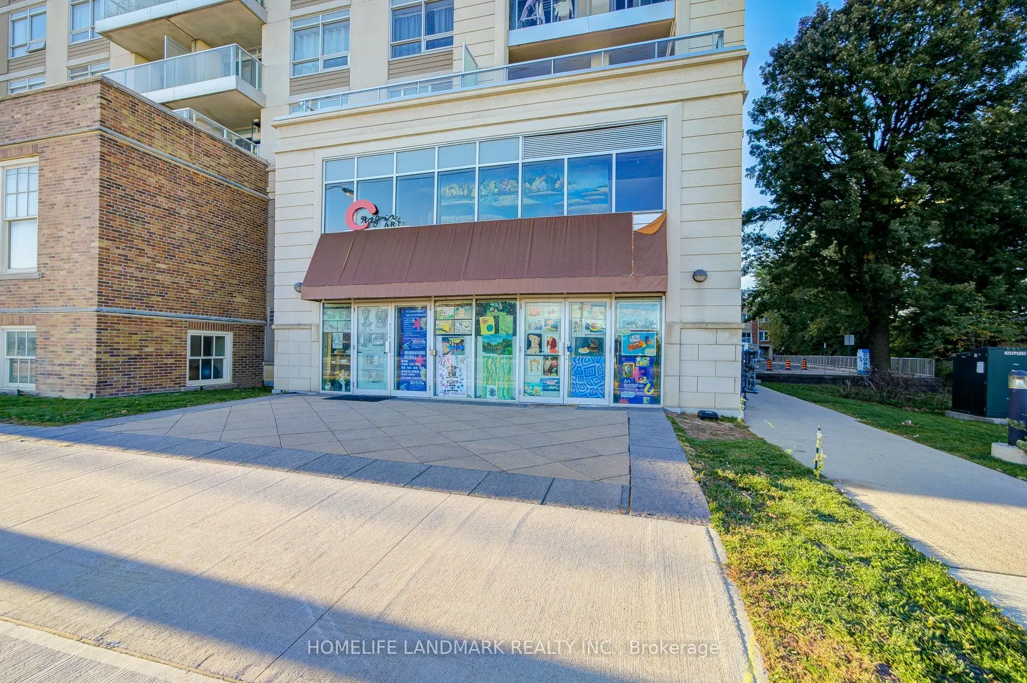 4602 Steeles Avenue, #R3