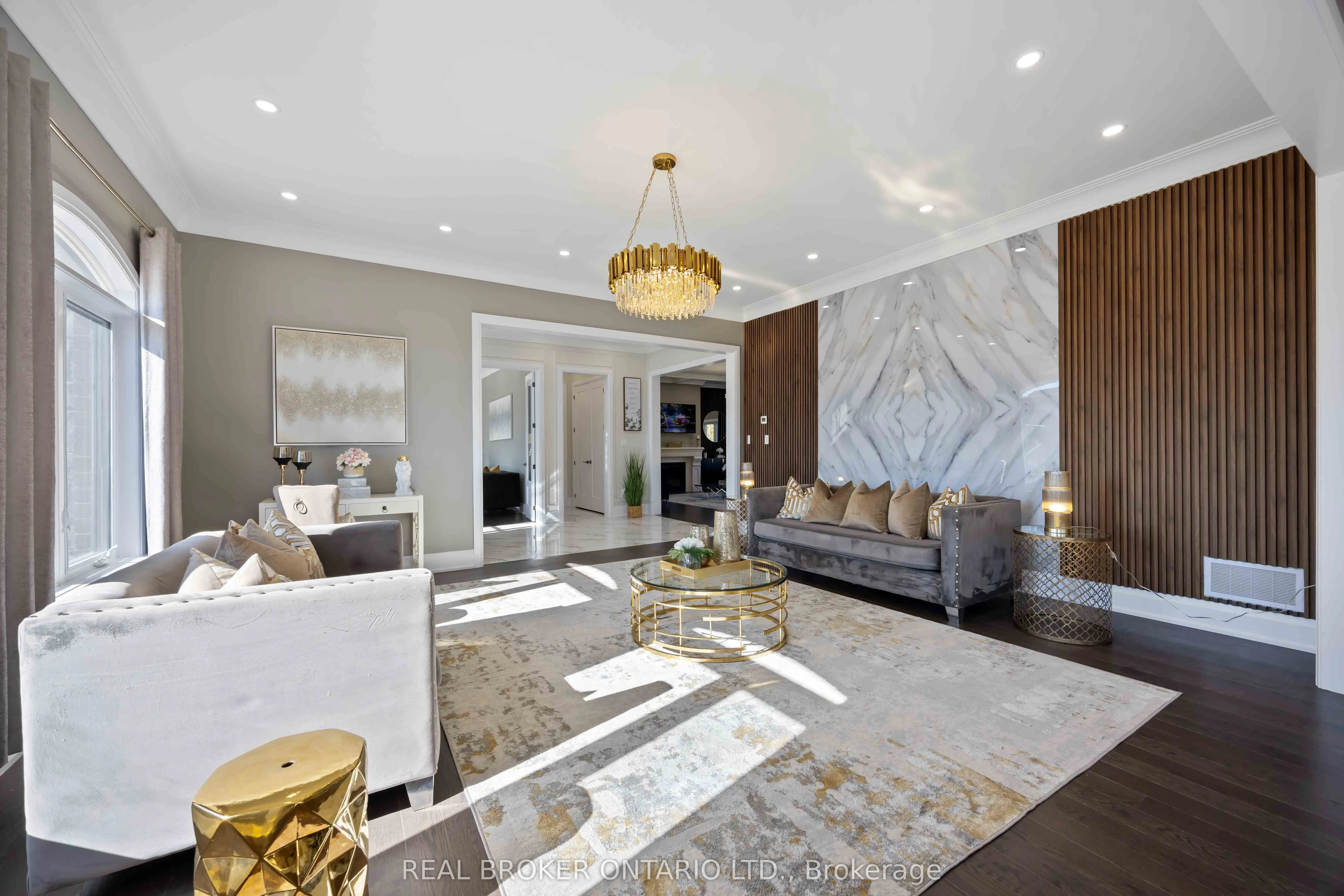 2236 Pemberton Way