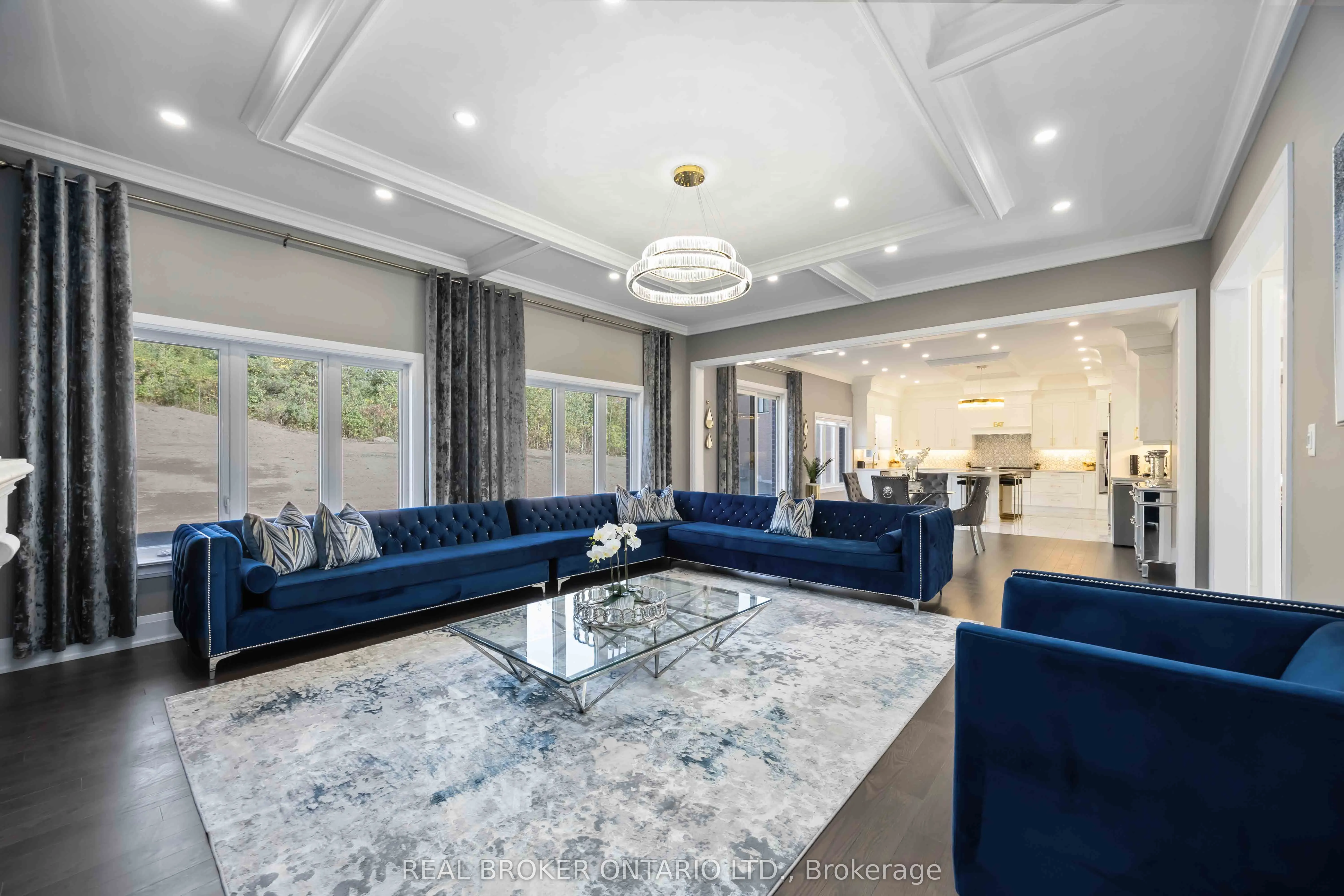 2236 Pemberton Way