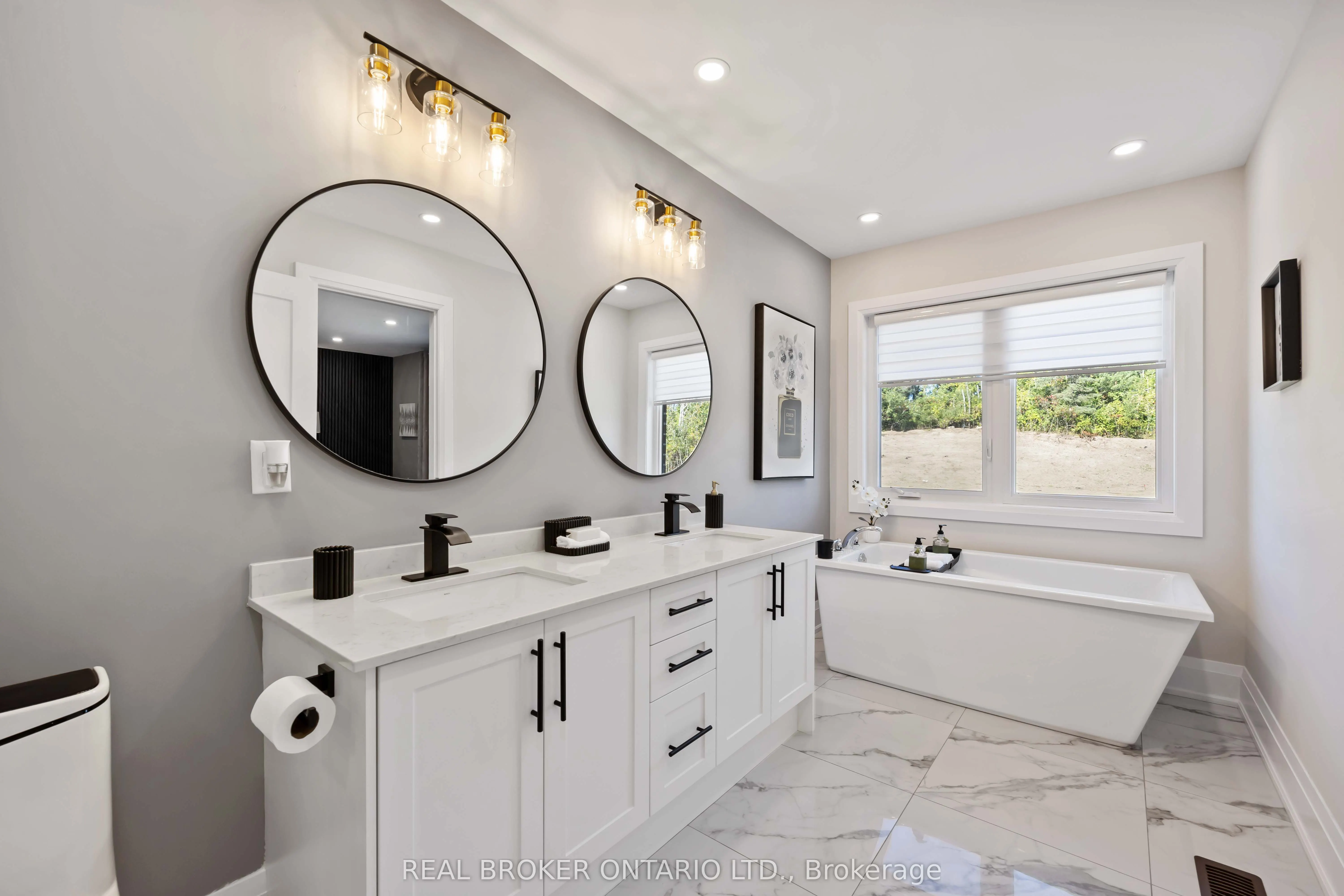 2236 Pemberton Way
