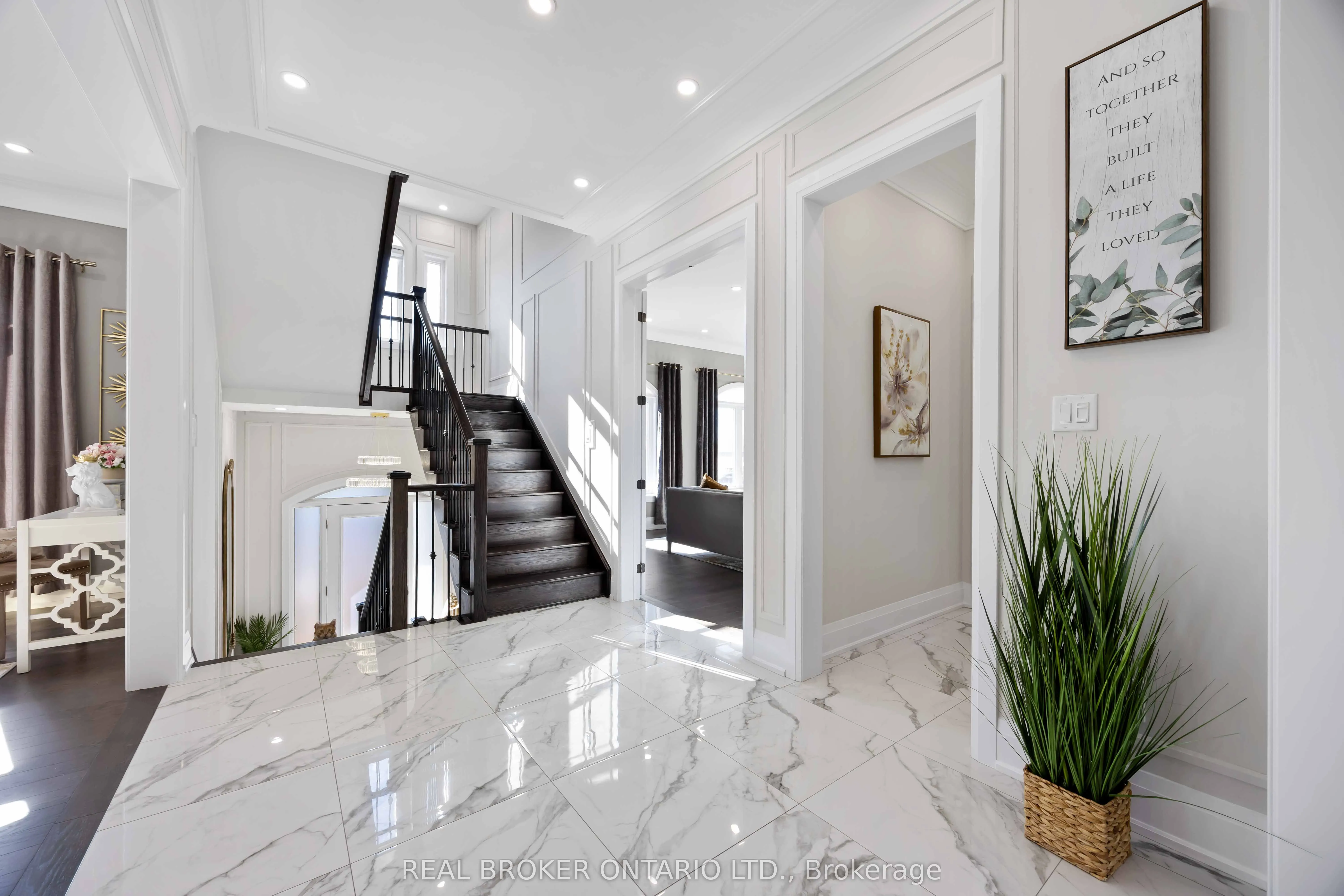 2236 Pemberton Way