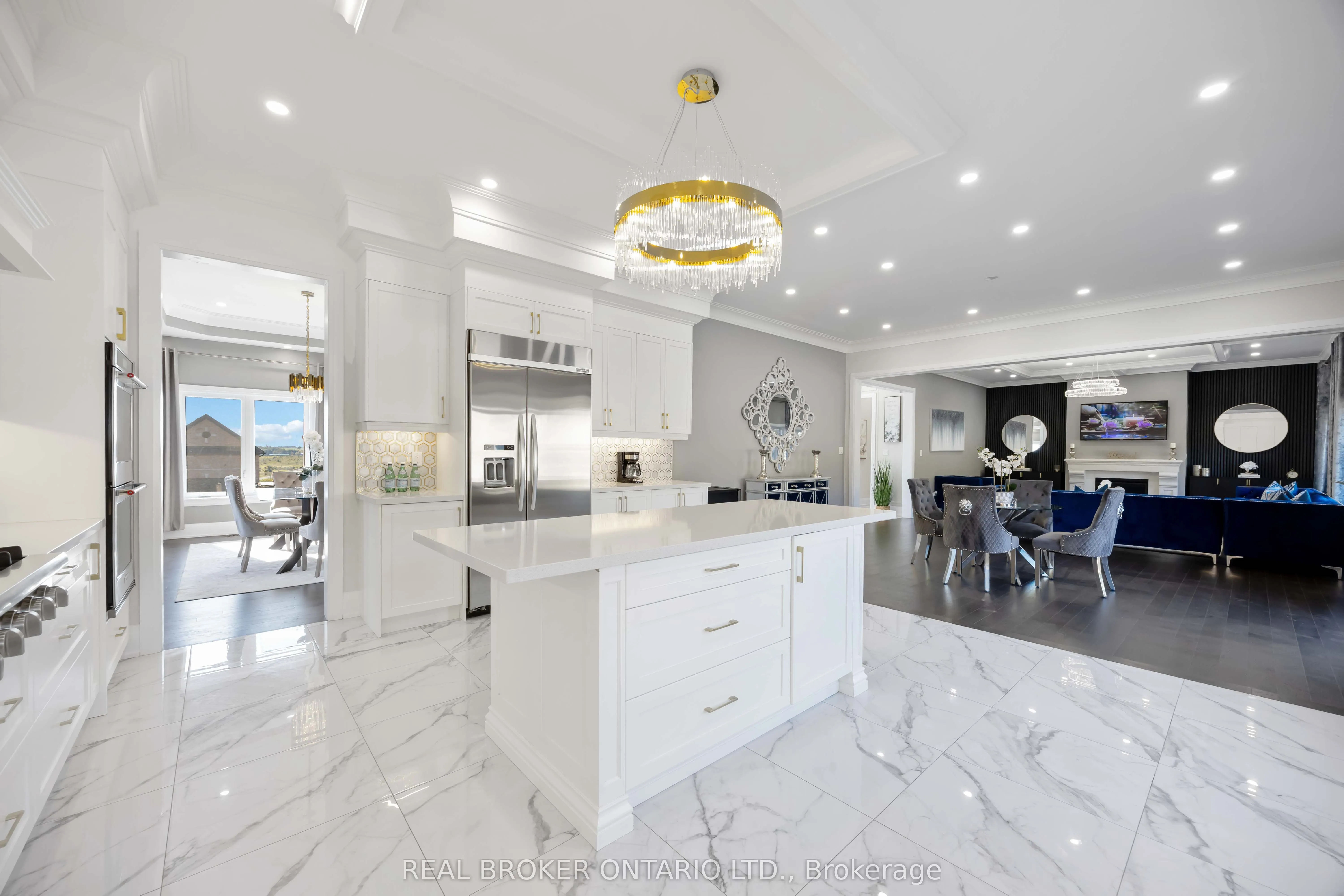 2236 Pemberton Way