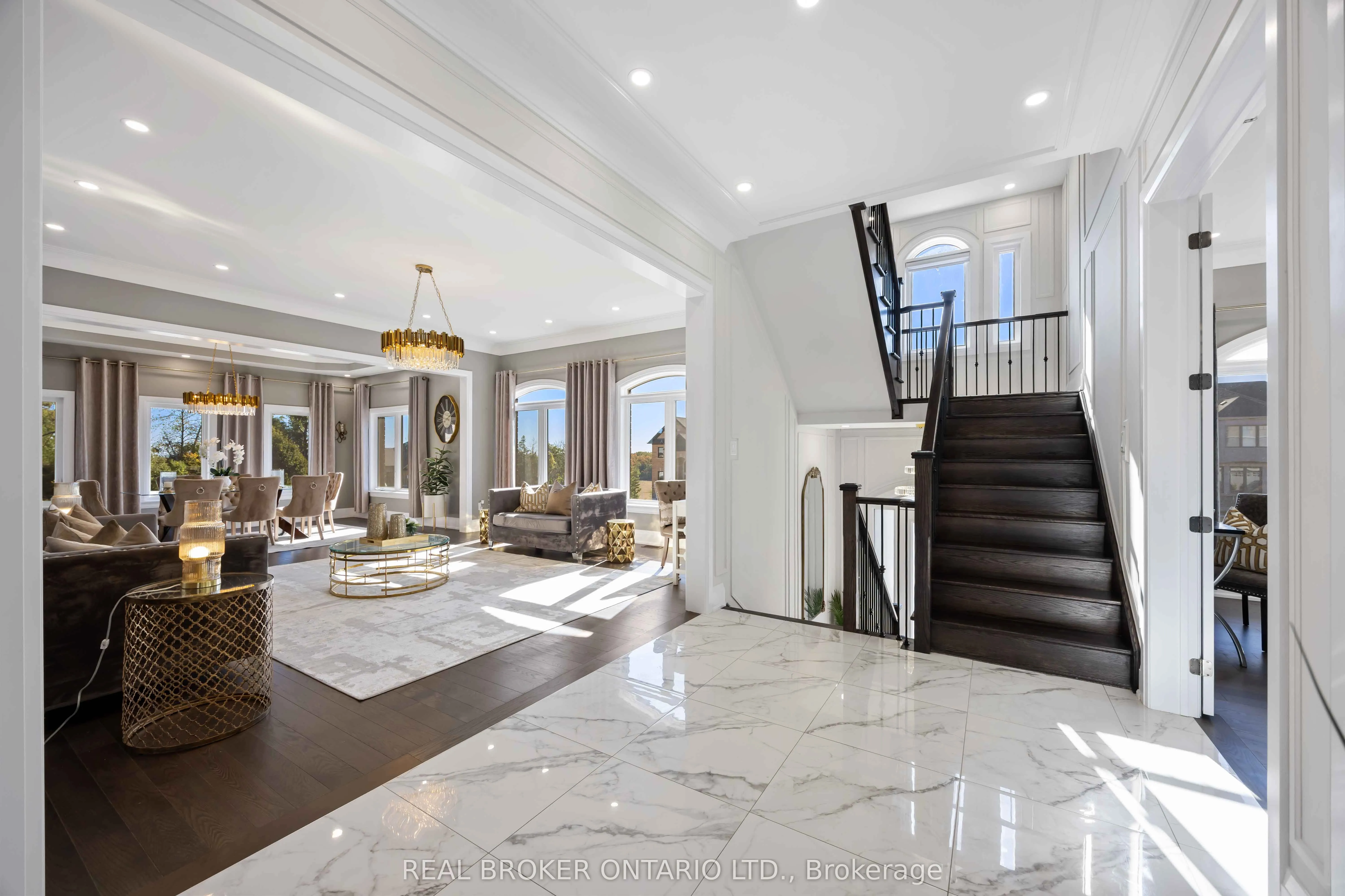 2236 Pemberton Way