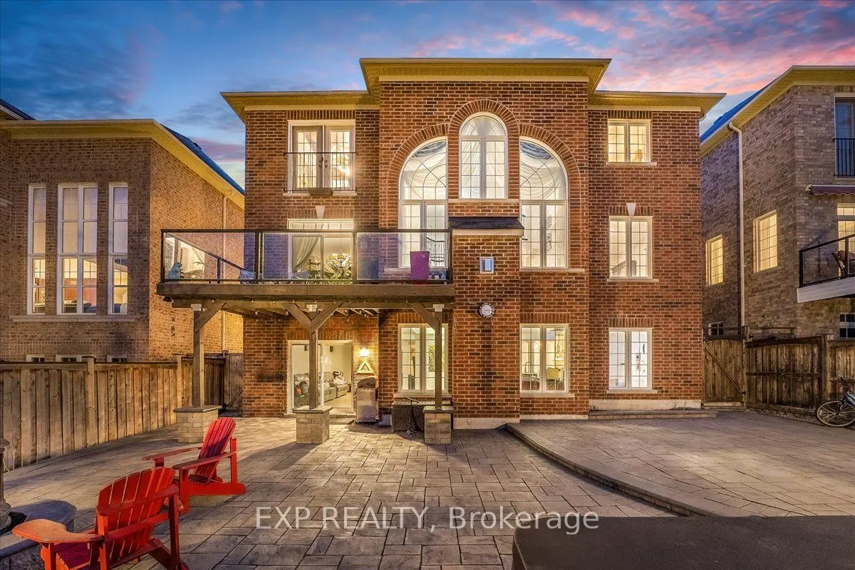 29 William Bowes Boulevard