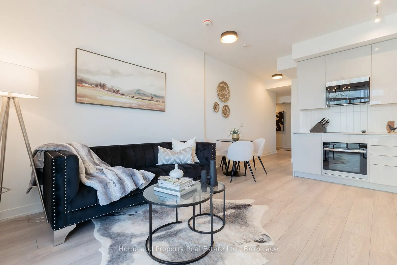 10 Abeja Street, #1213