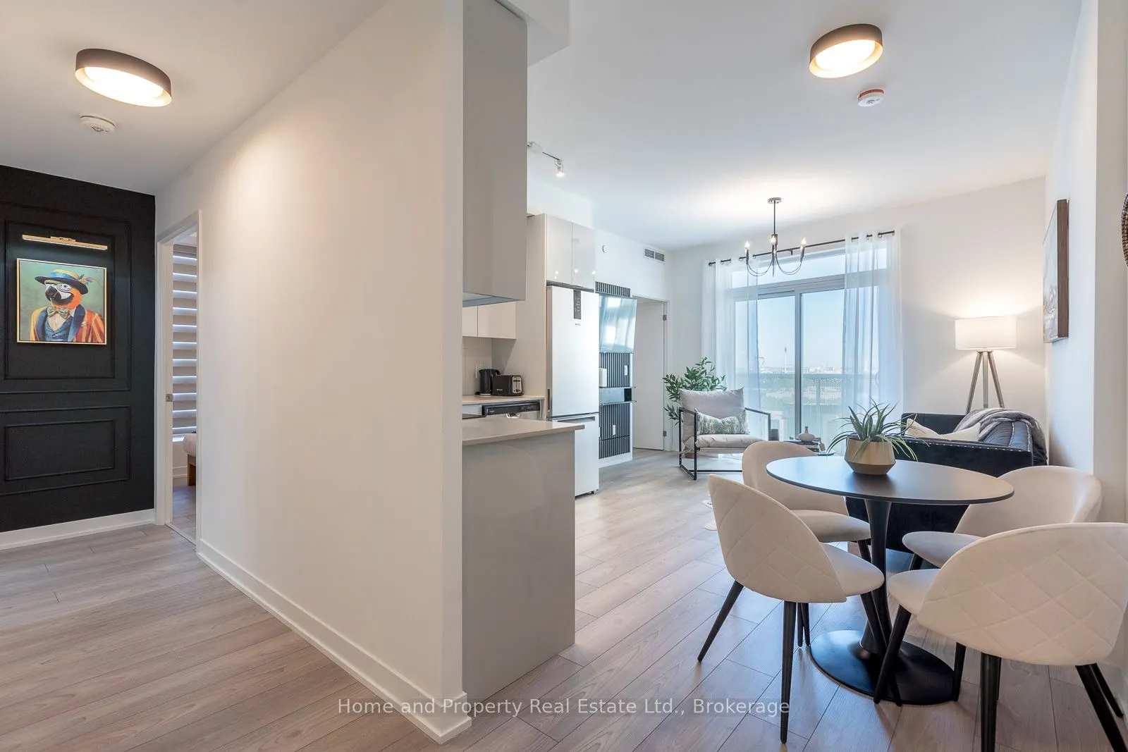 10 Abeja Street, #1213