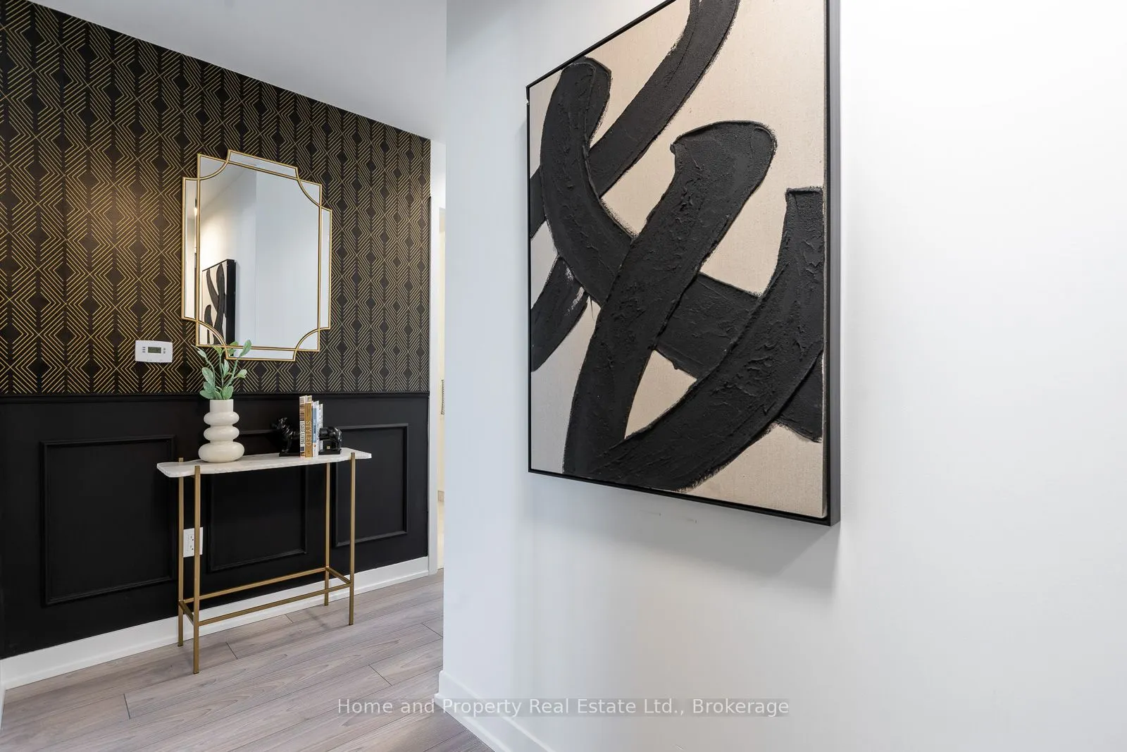10 Abeja Street, #1213