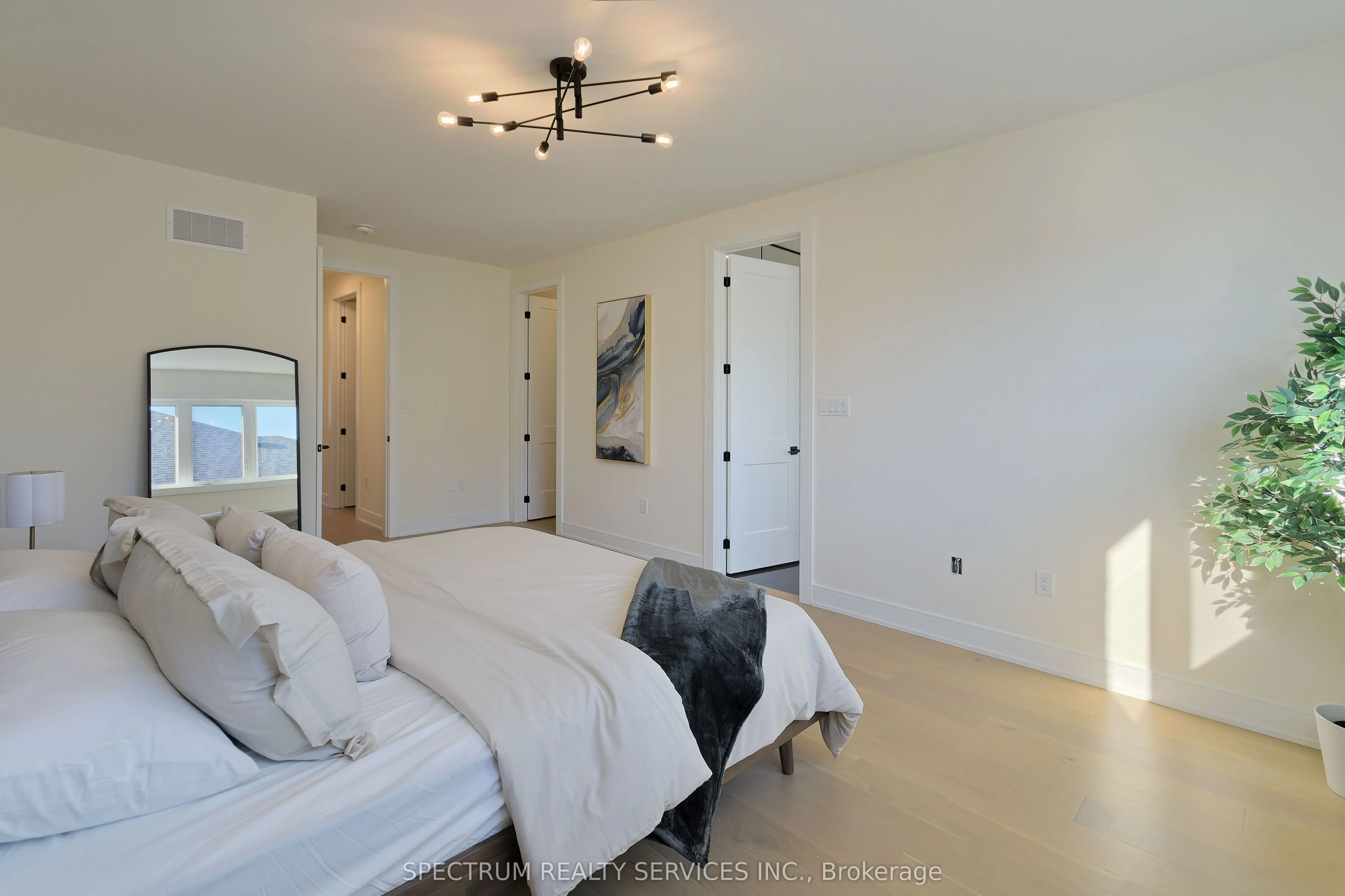 231 Grand Trunk Avenue