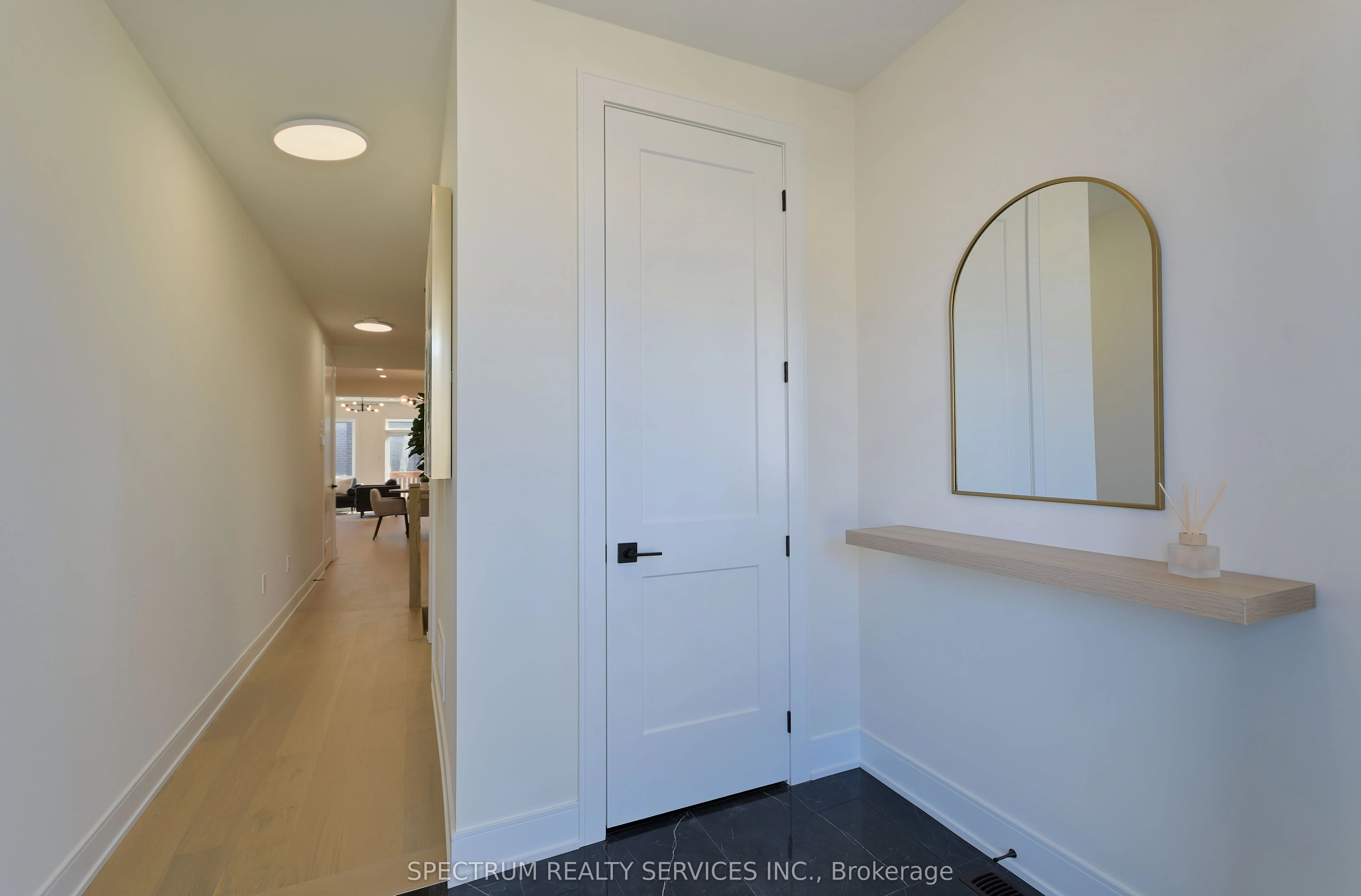 231 Grand Trunk Avenue