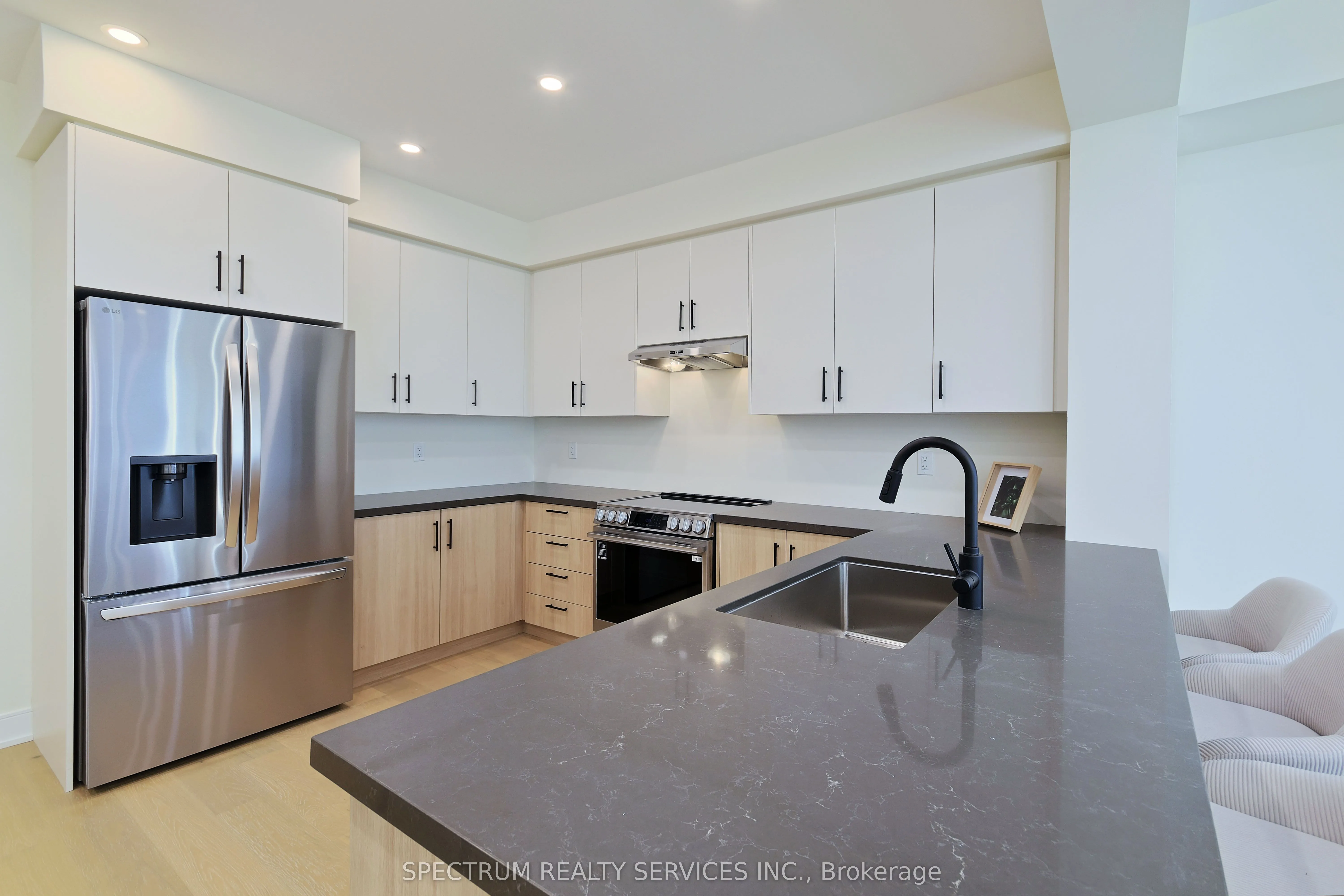 231 Grand Trunk Avenue