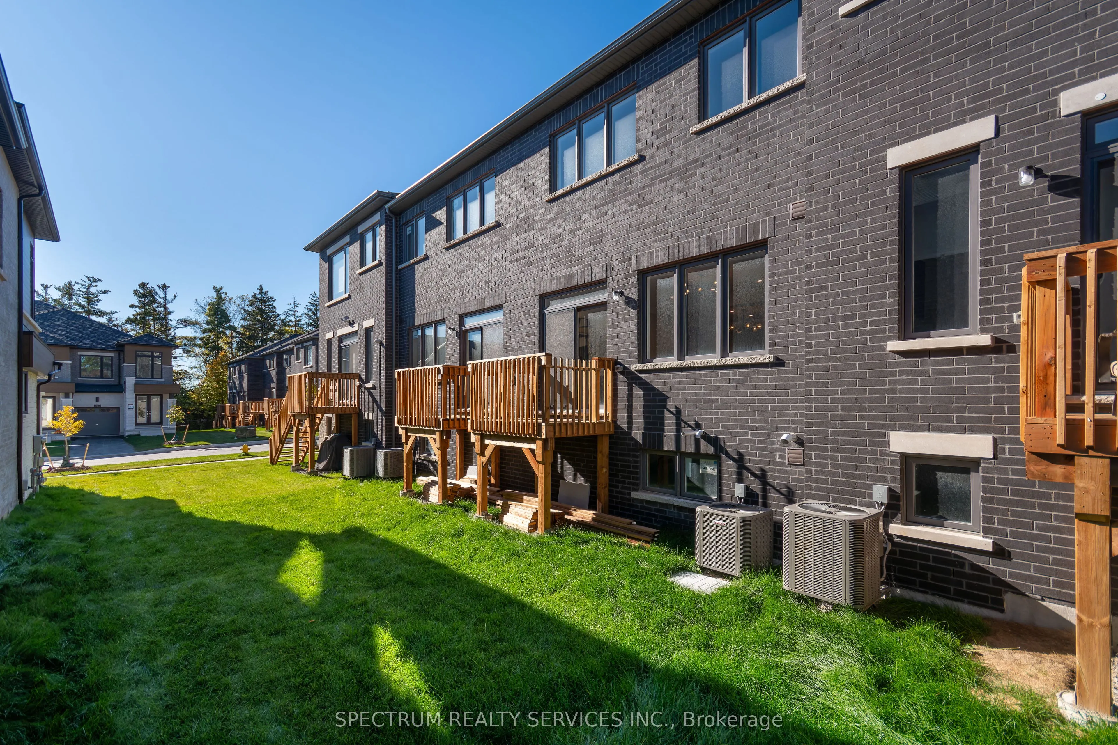 231 Grand Trunk Avenue