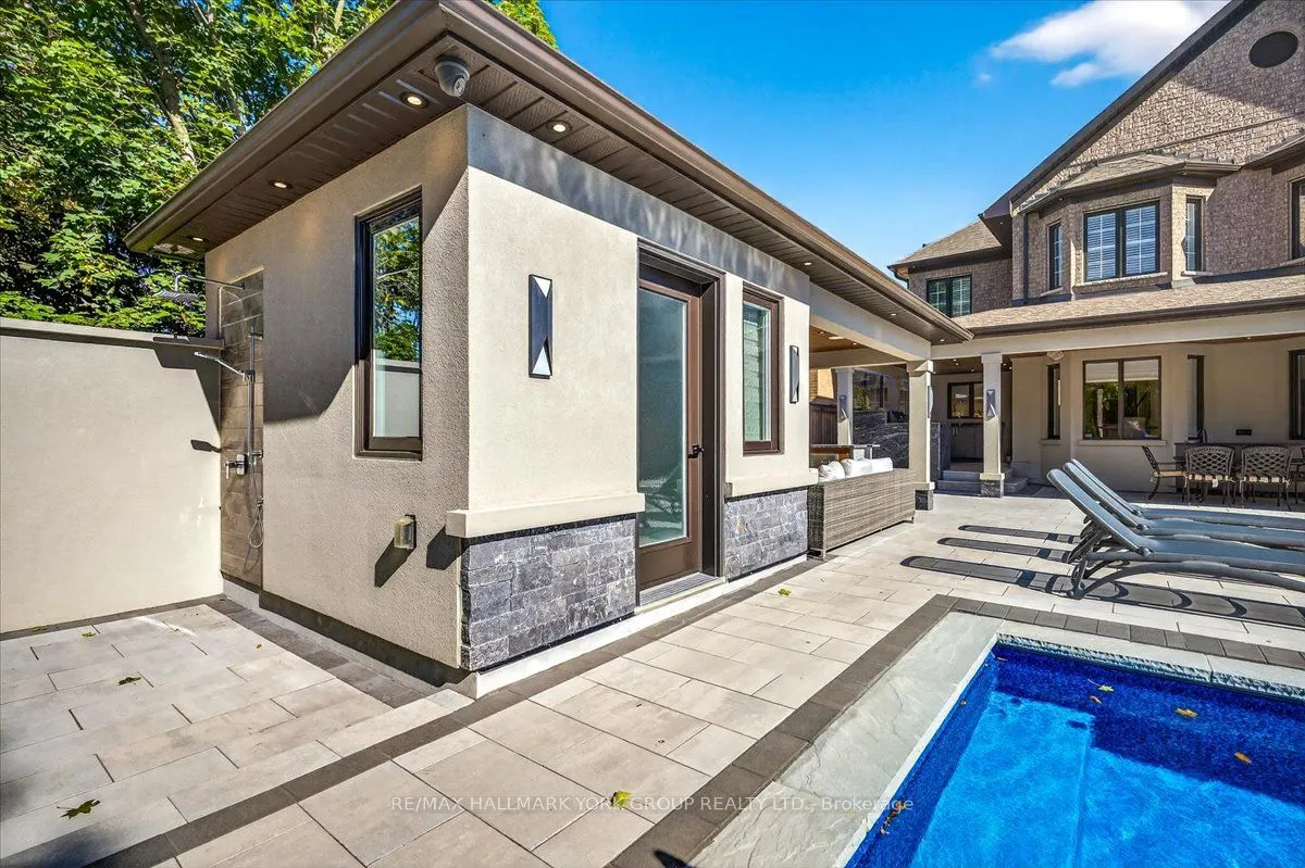 16 Woodland Trail Court