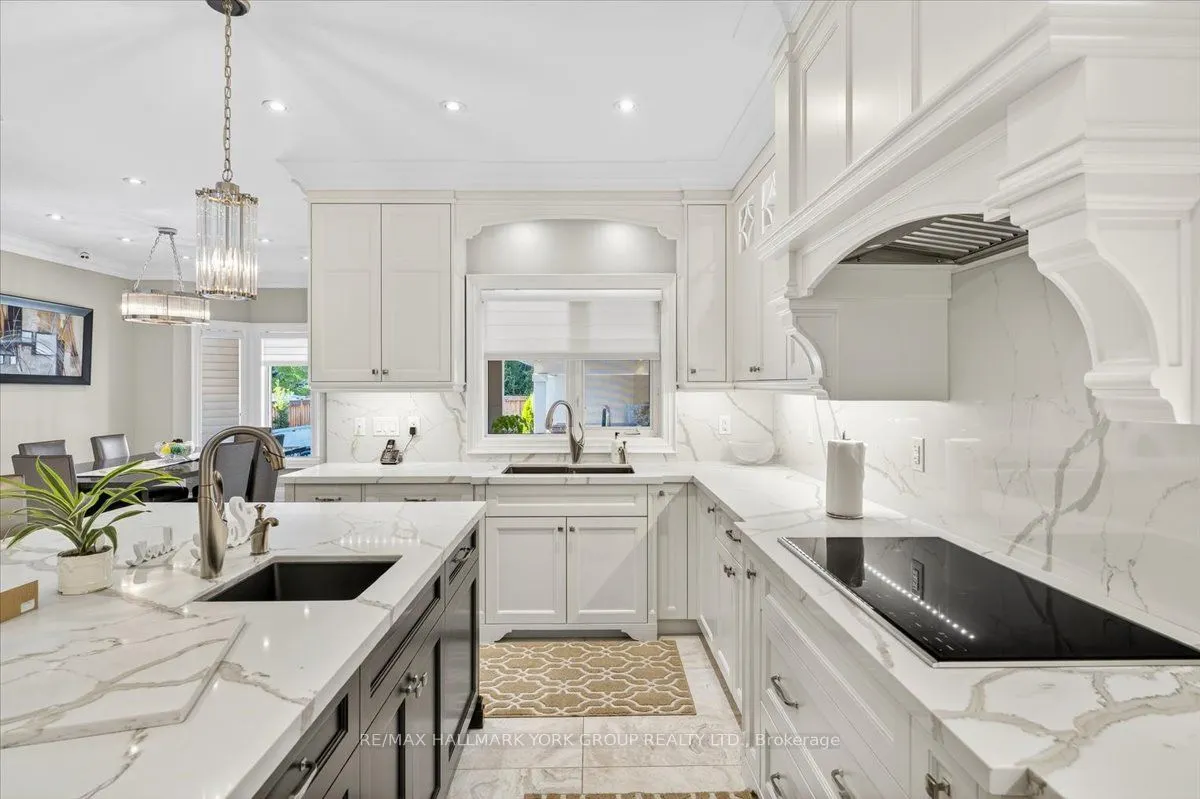 16 Woodland Trail Court
