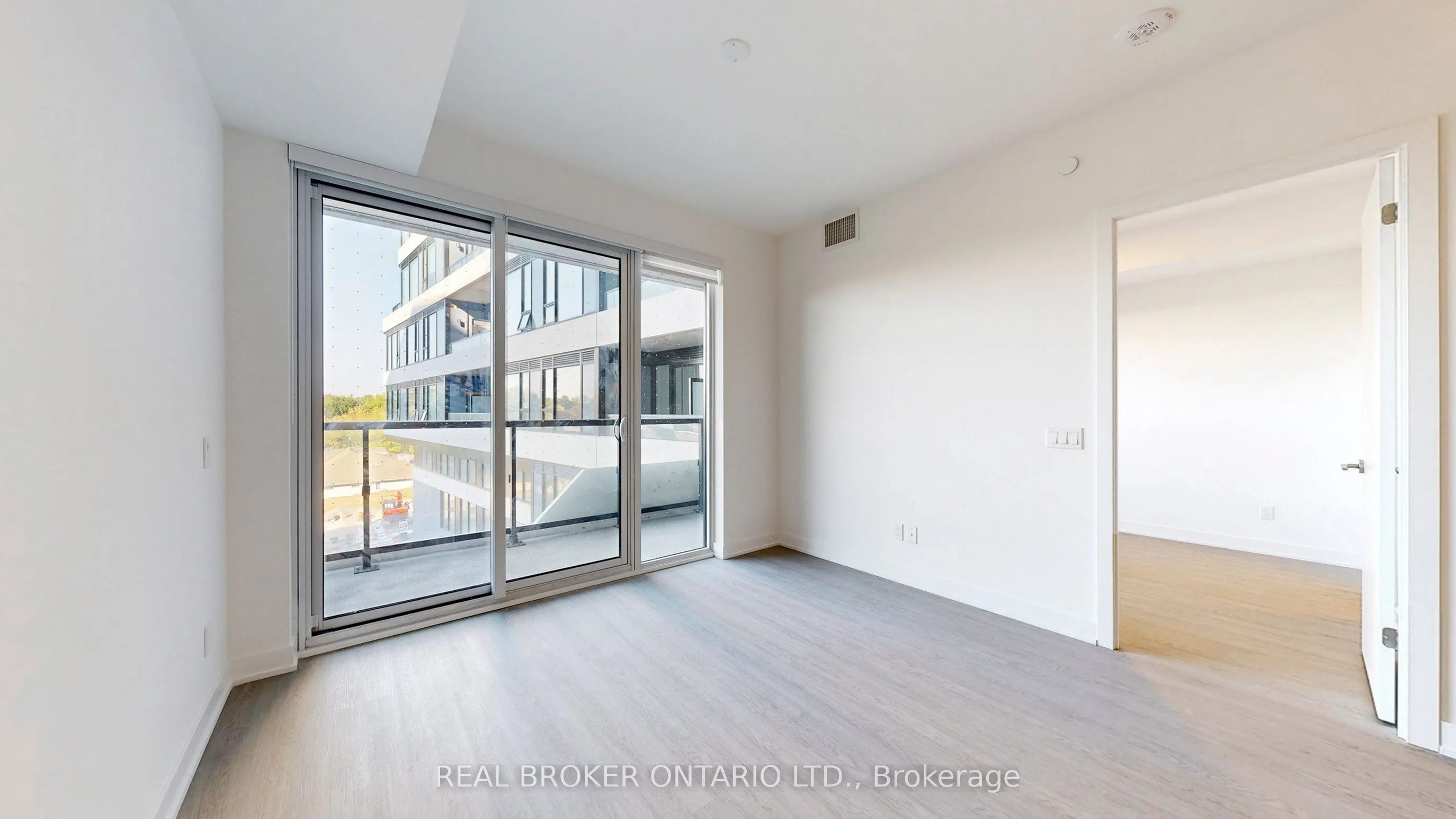 8188 Yonge Street, #436