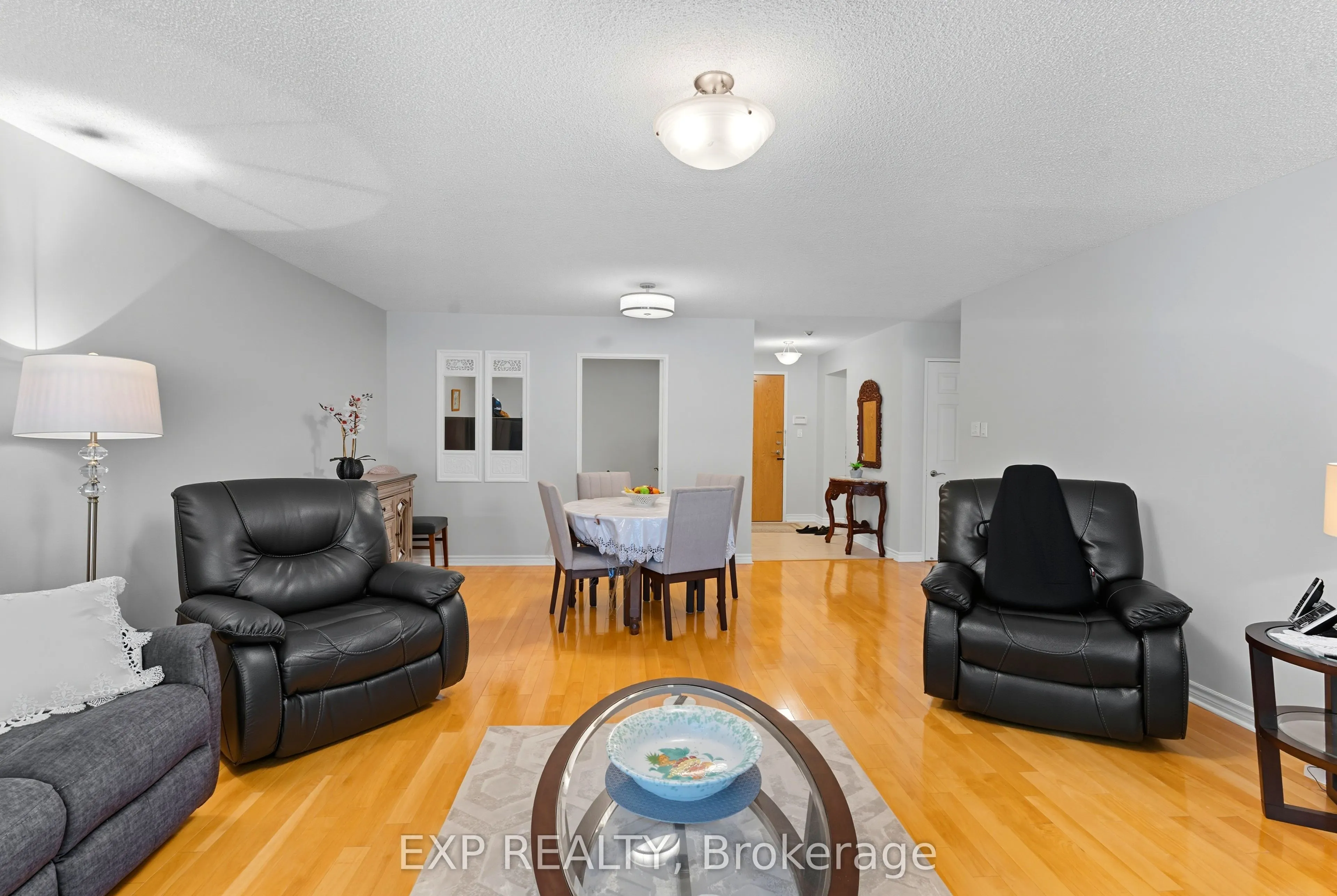 14924 Yonge Street, #111