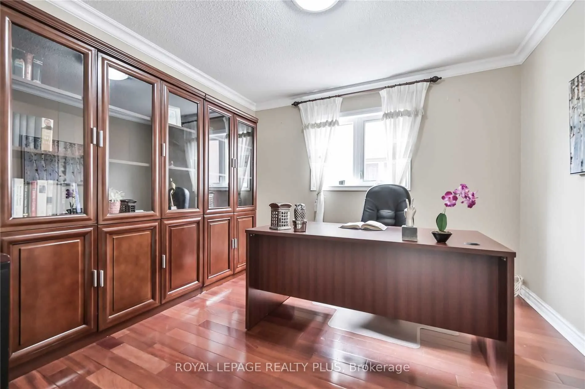 101 Valleymede Drive