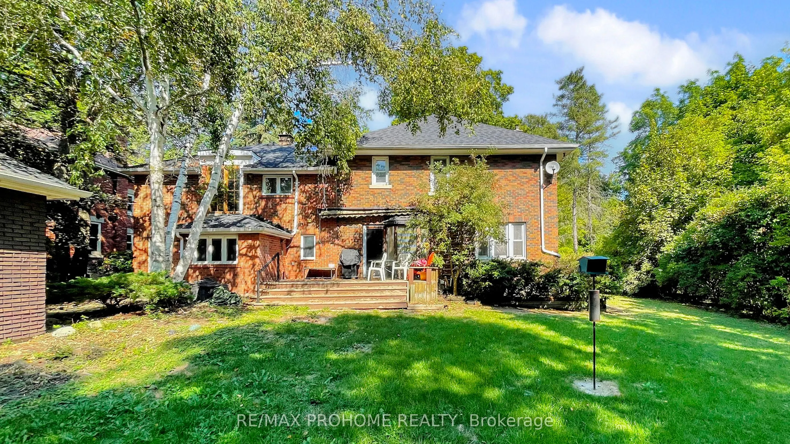 17 Eckardt Avenue