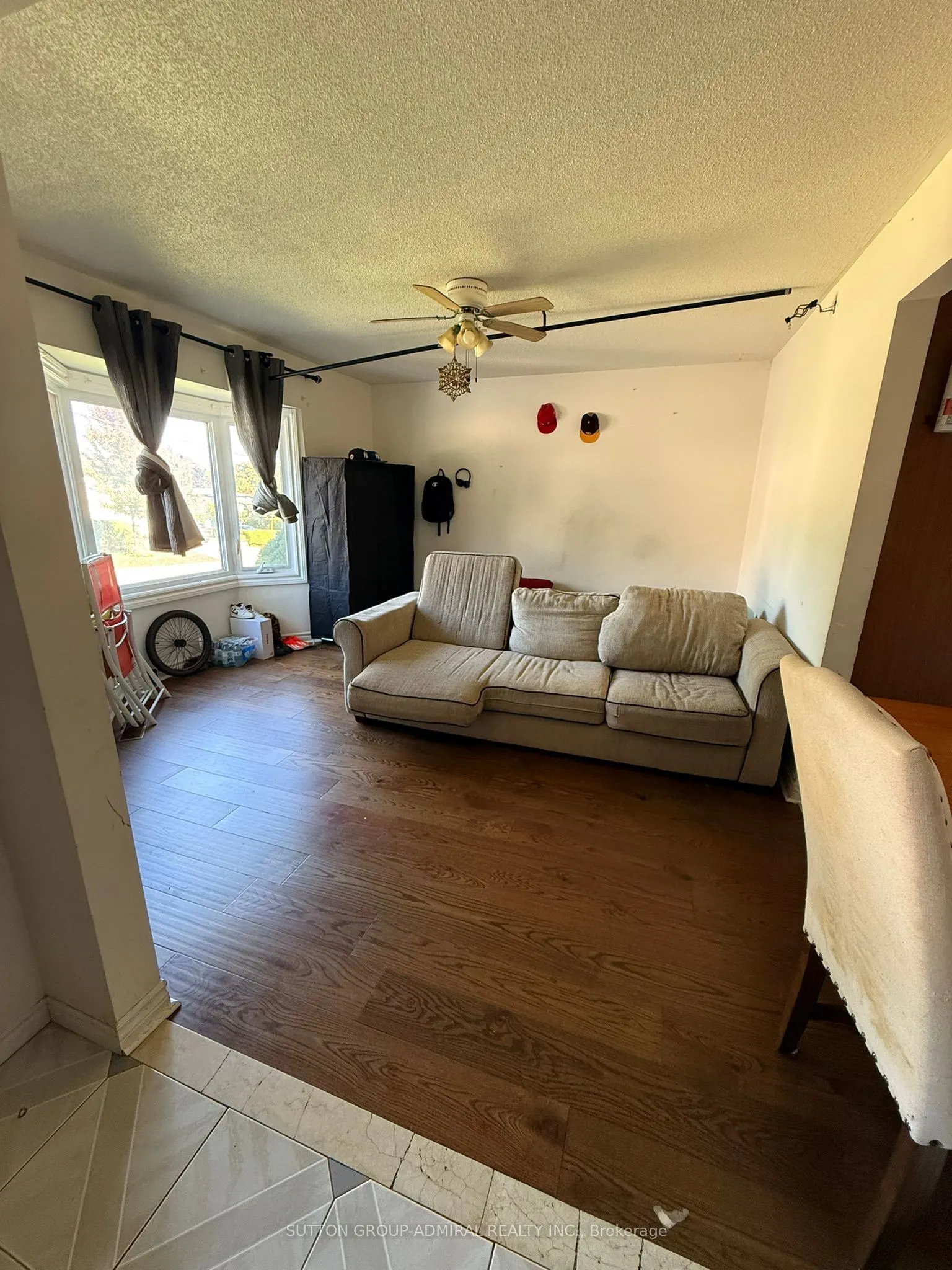 166 Kulpin Avenue, #Main floor