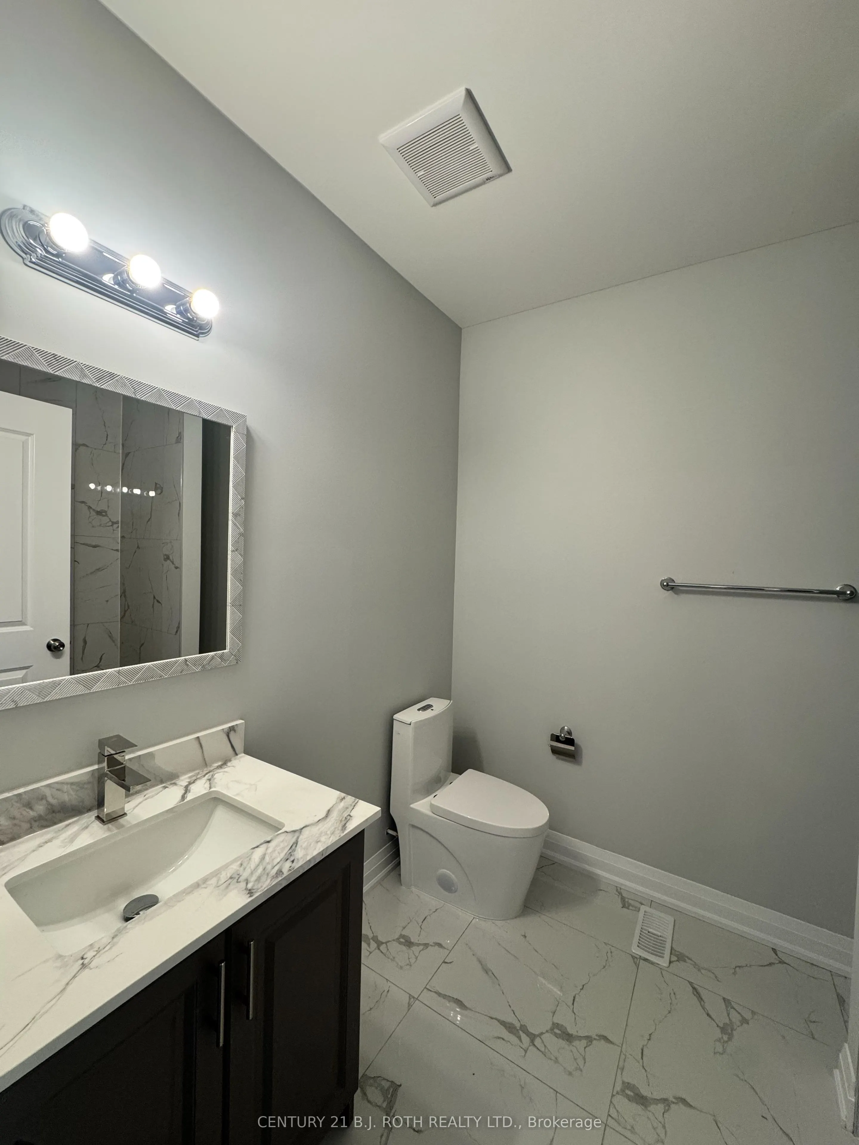 260 Eagle Street, #12