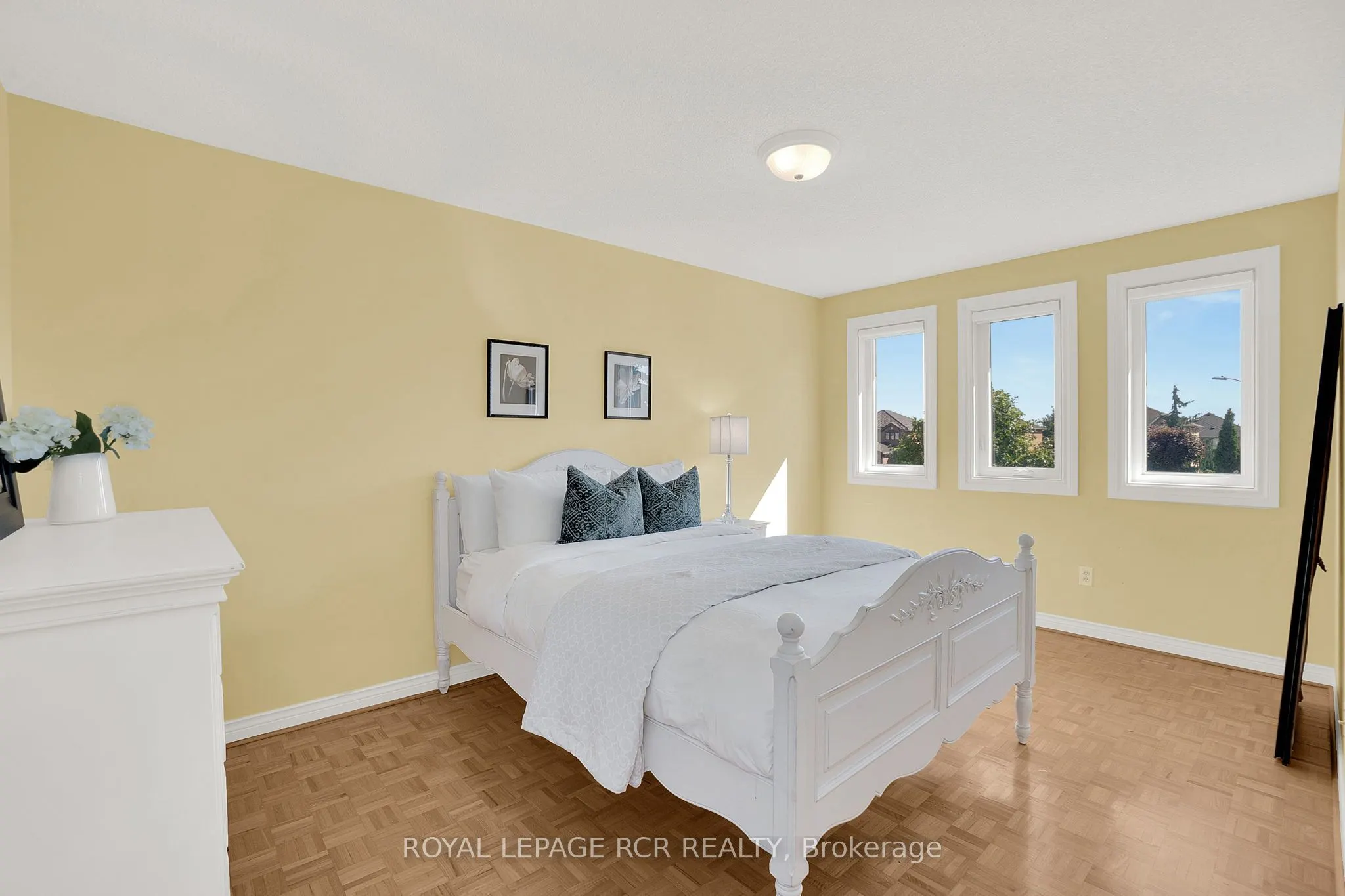 70 Zucchet Court