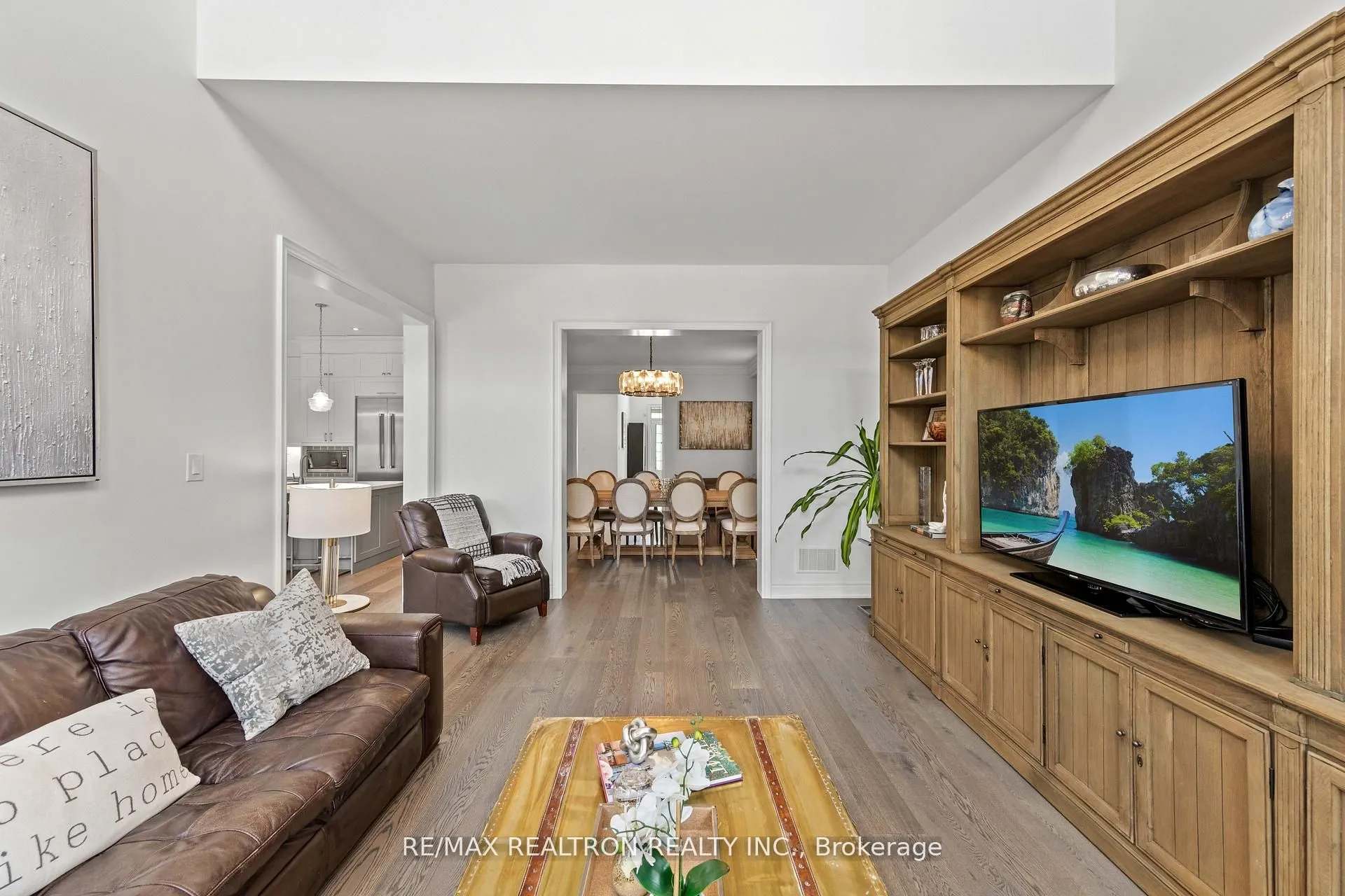 92 Chaiwood Court