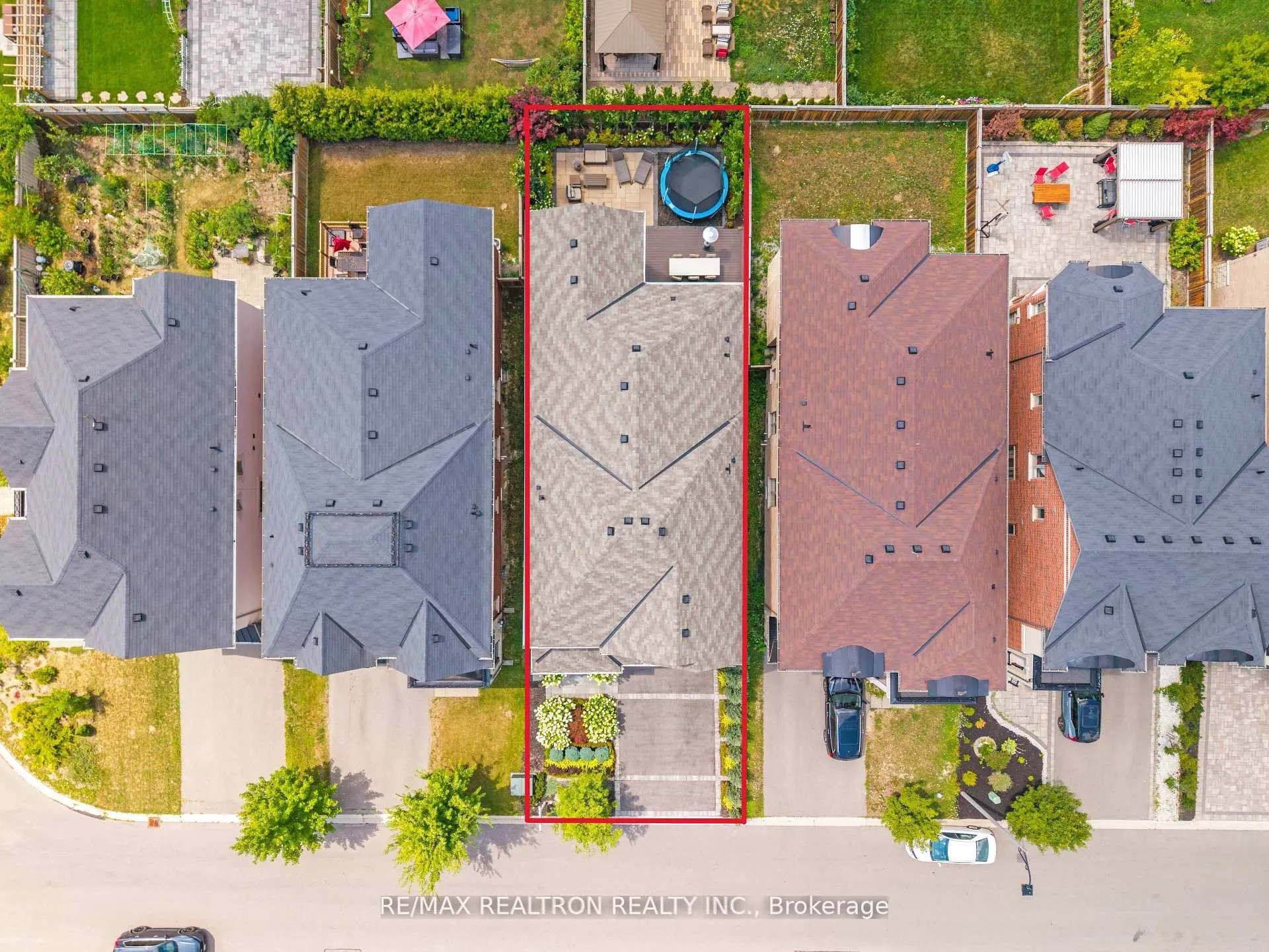 92 Chaiwood Court