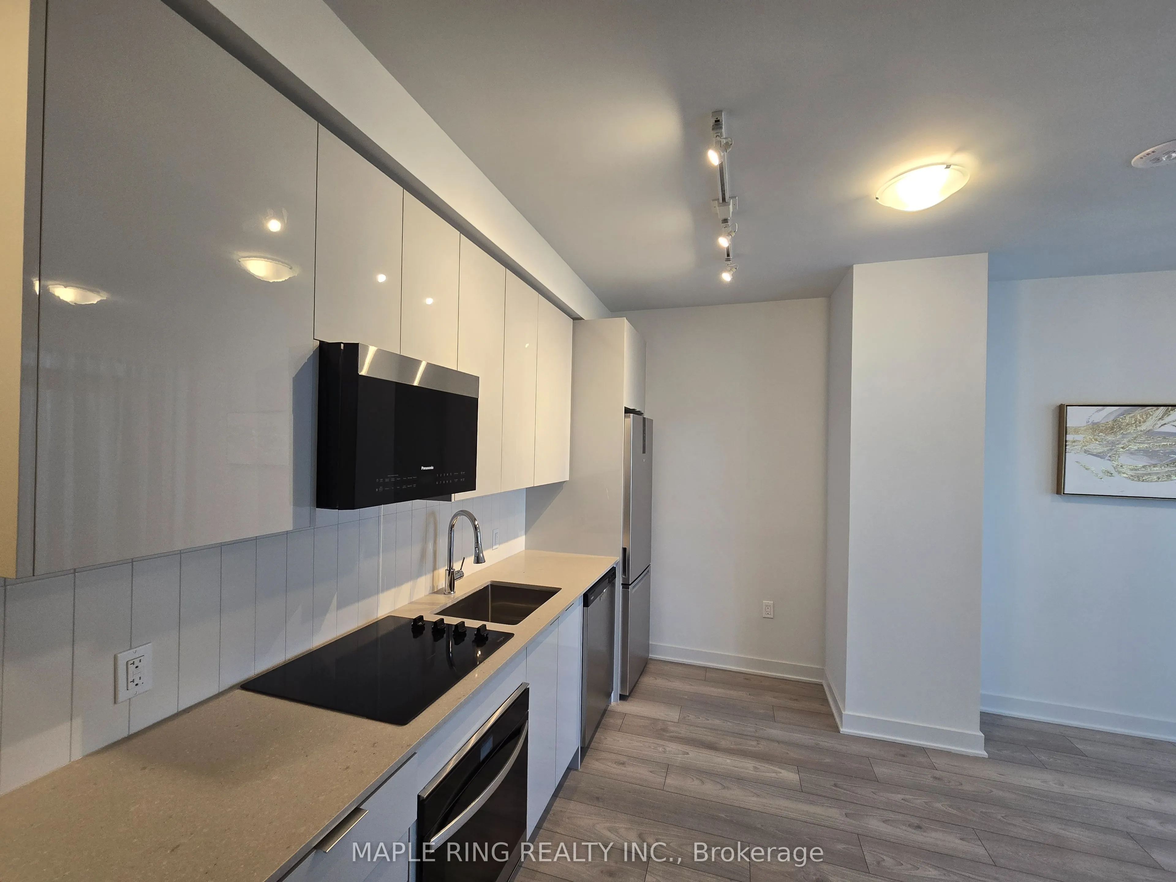 2920 Highway 7 Road, #1012