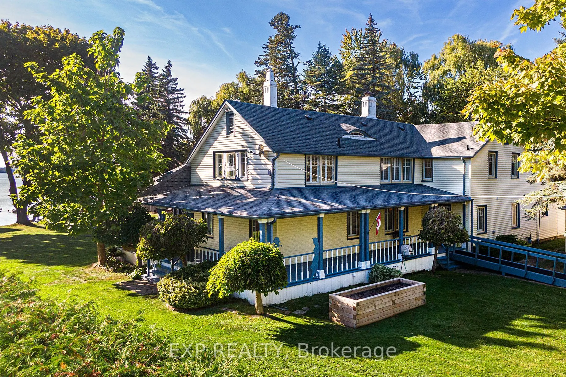376 Lake Drive N