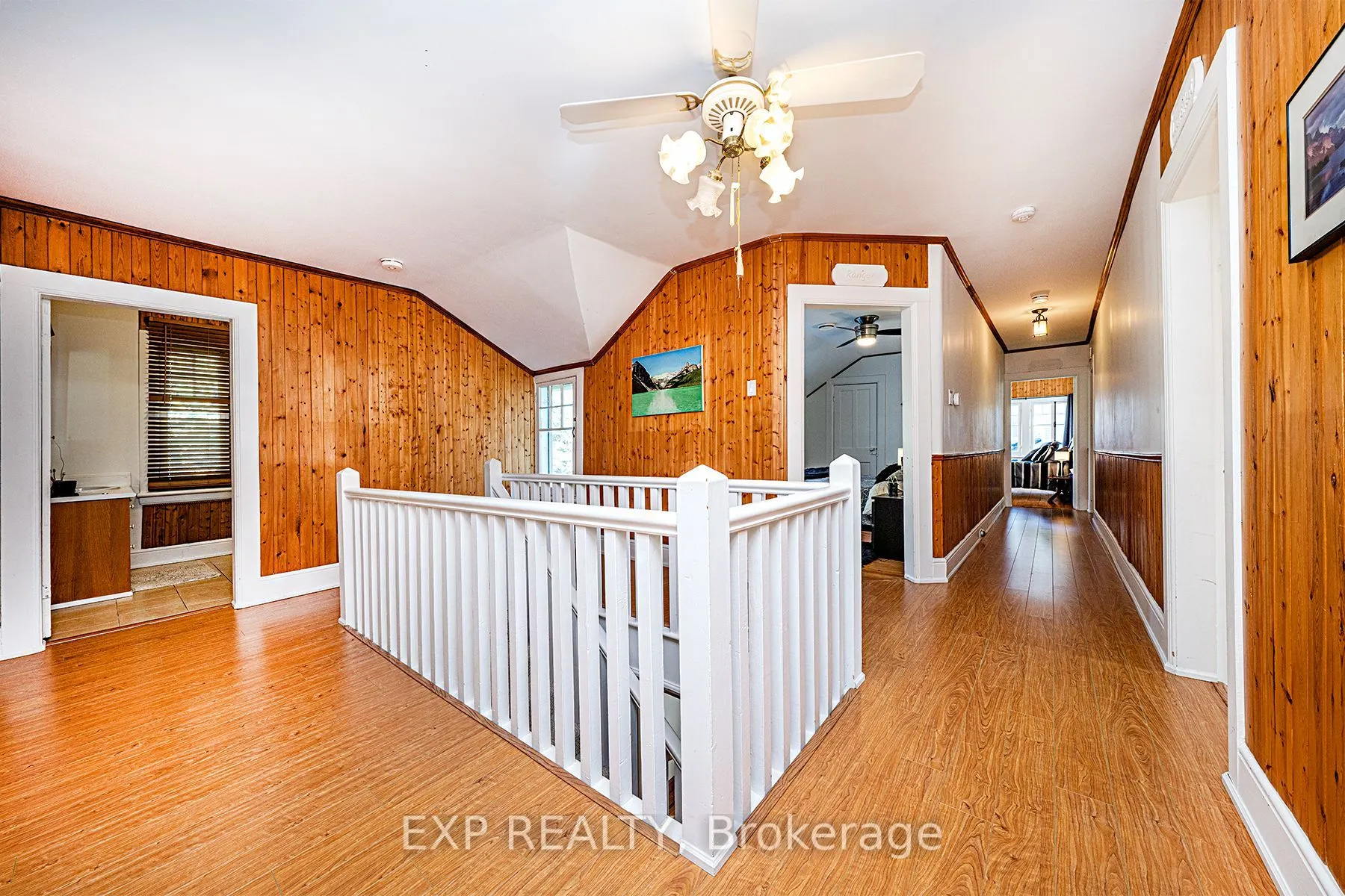 376 Lake Drive N