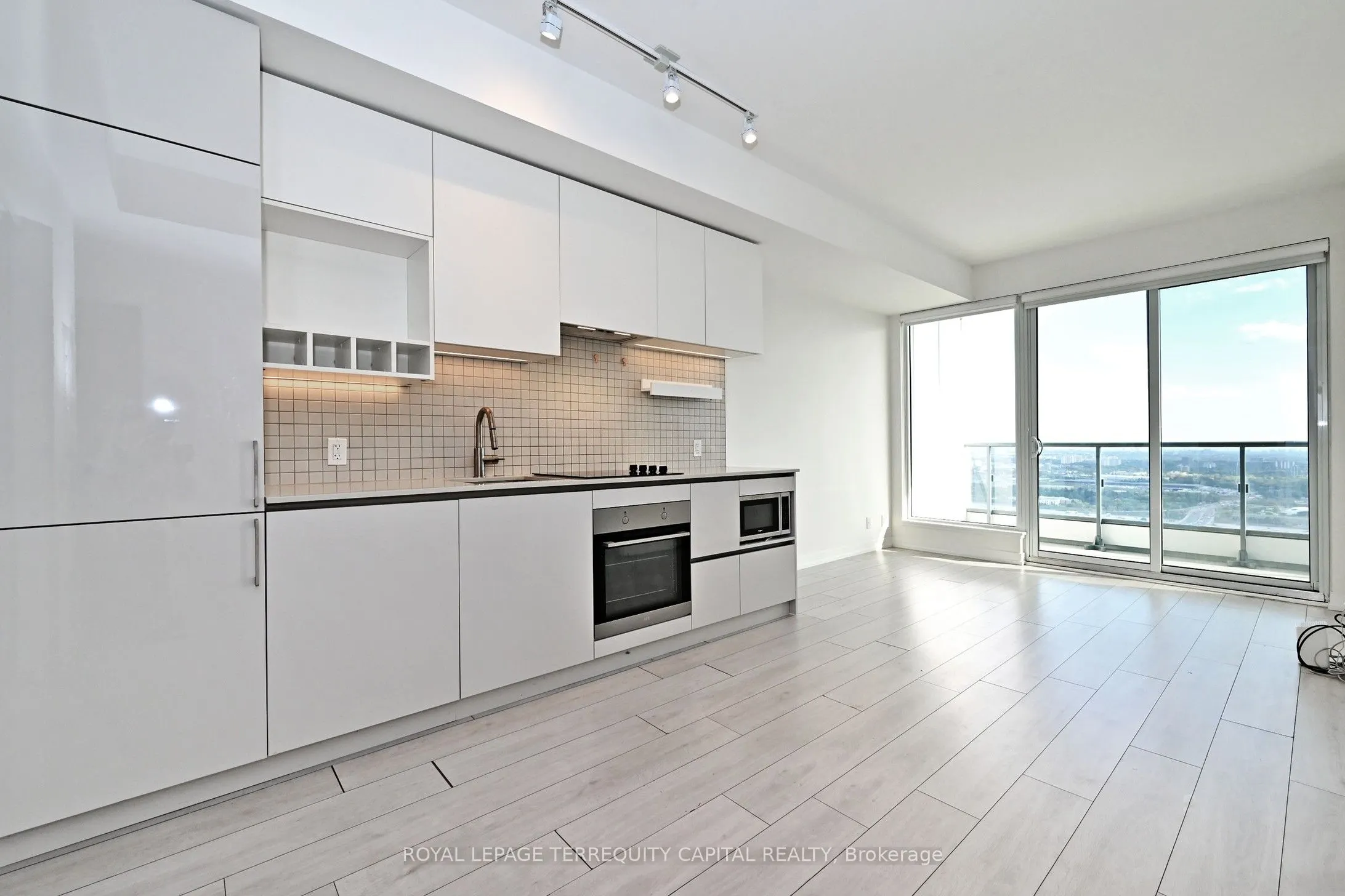 5 Buttermill Avenue, #4808