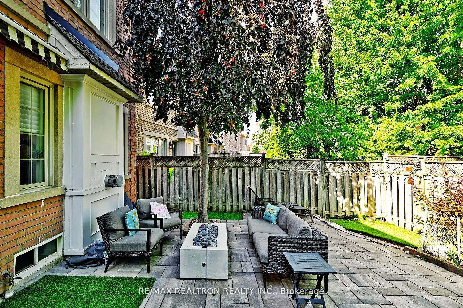 100 Kingsbridge Circle