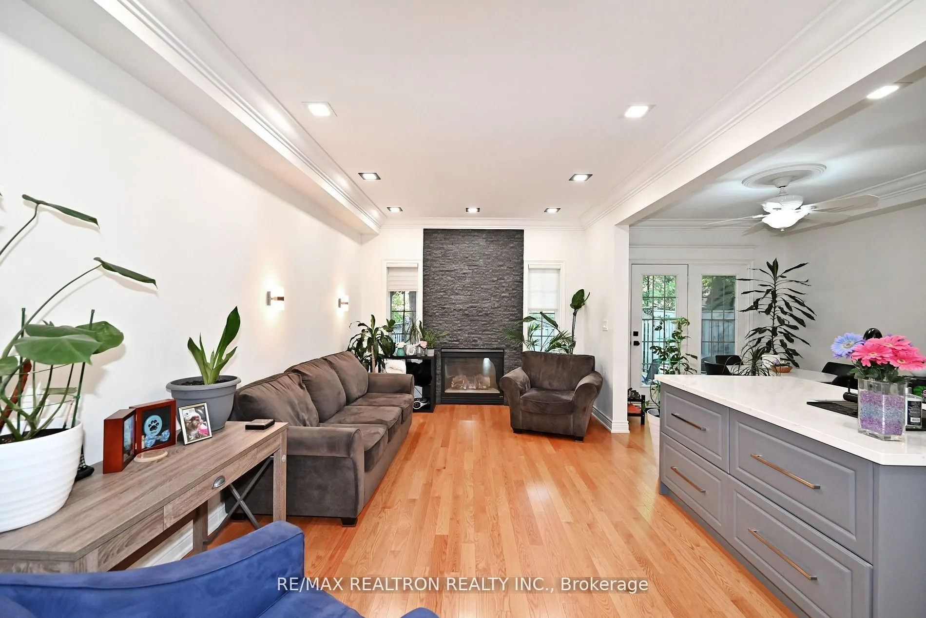 100 Kingsbridge Circle