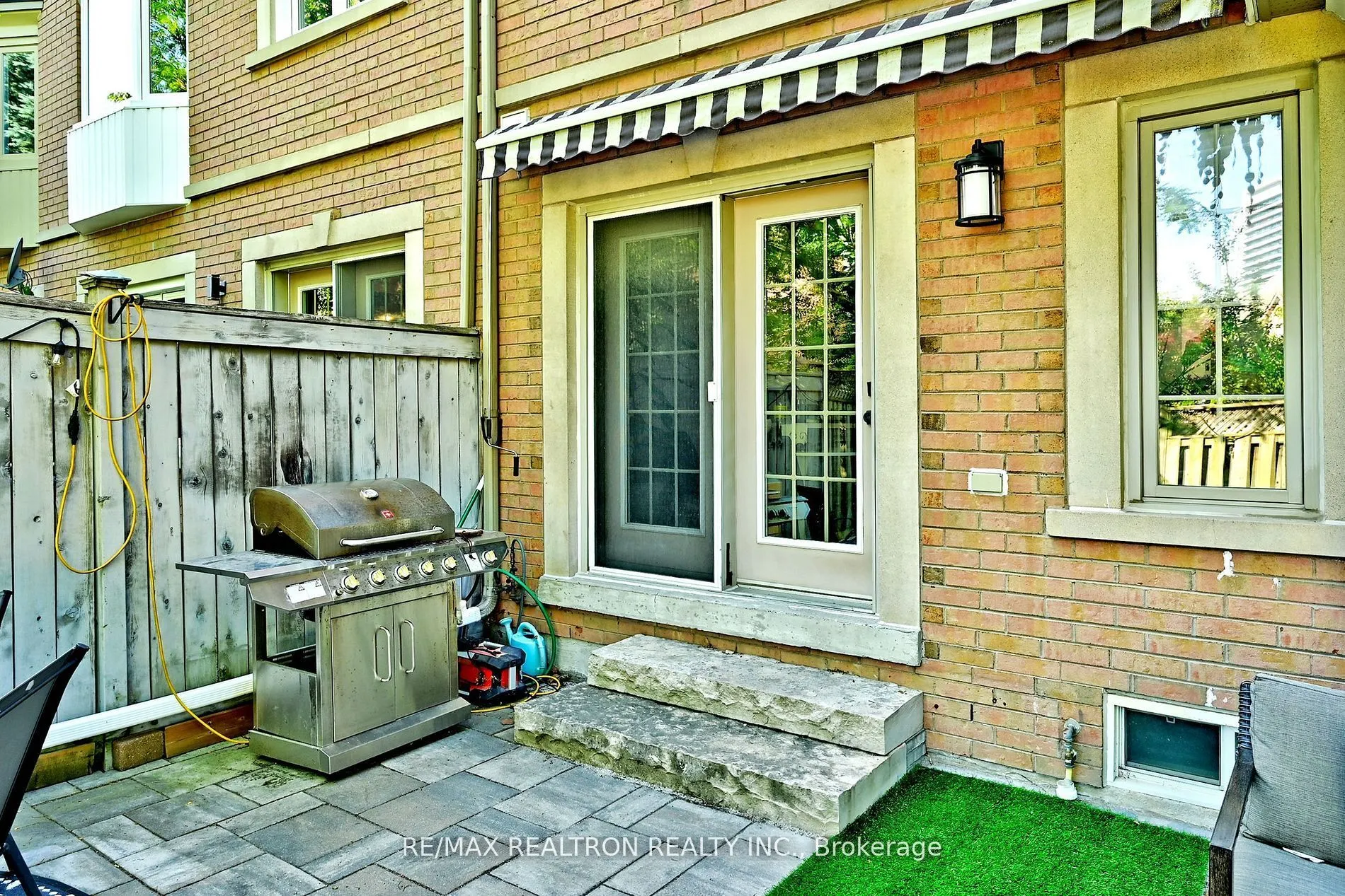 100 Kingsbridge Circle