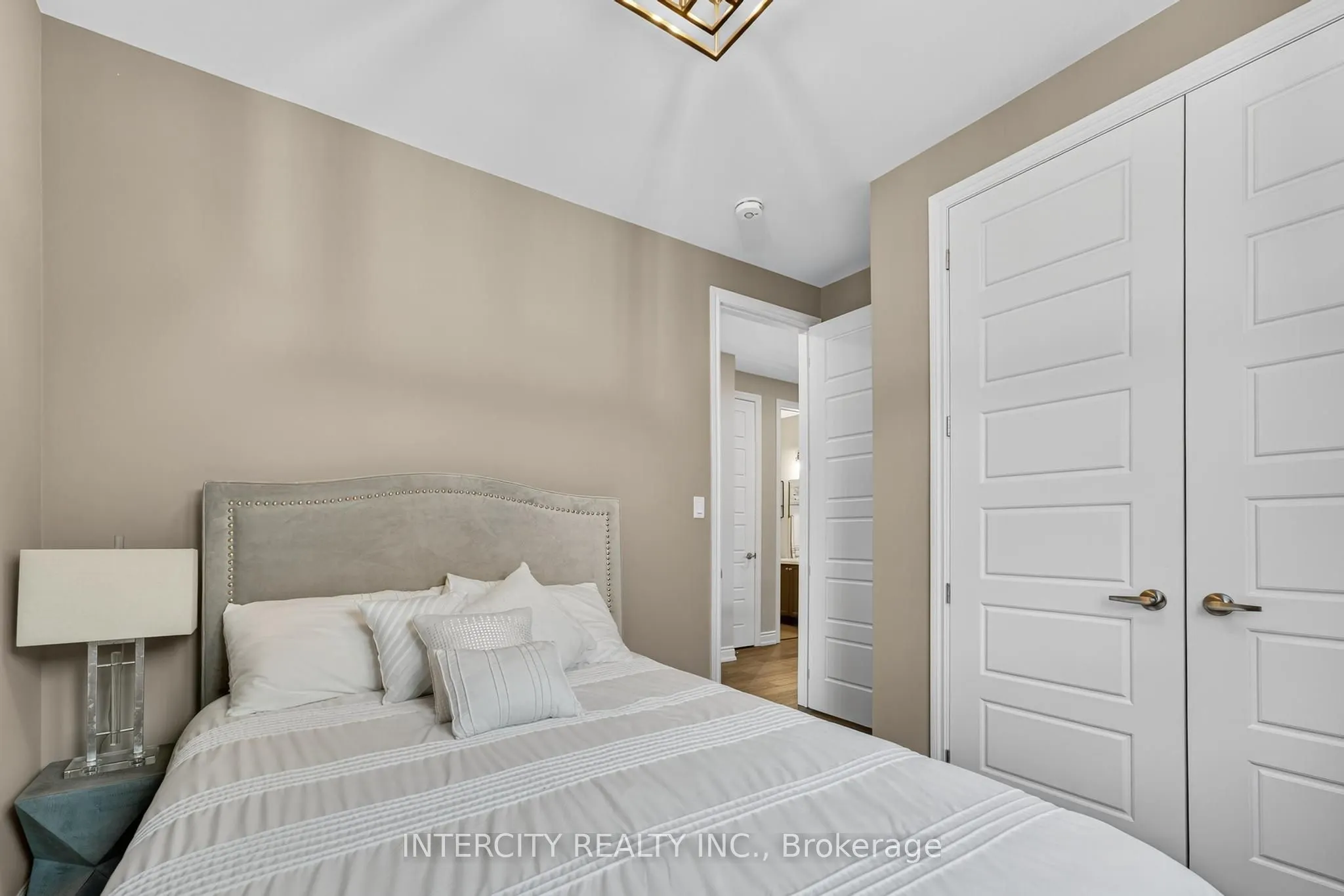 14 Great Heron Court