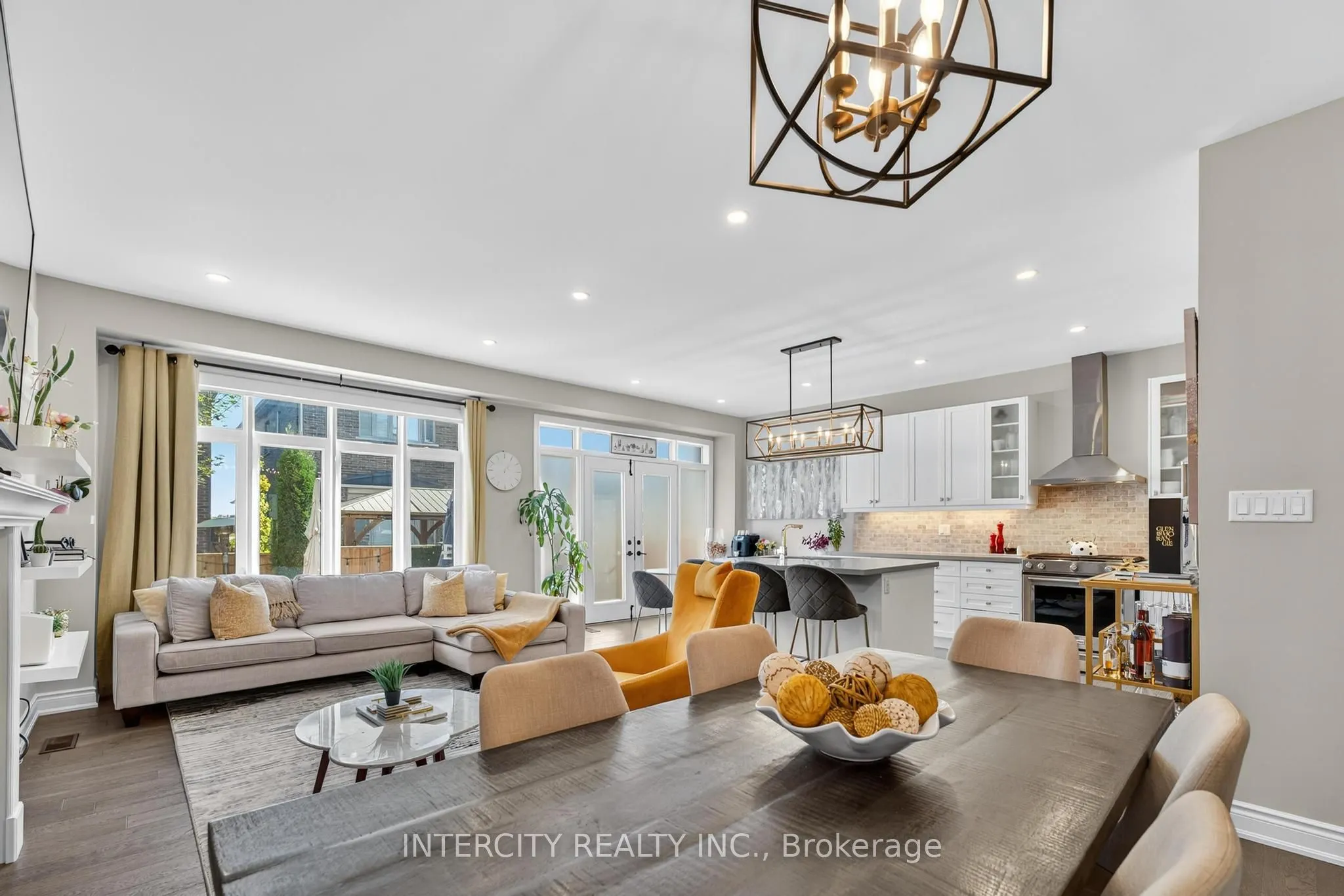 14 Great Heron Court