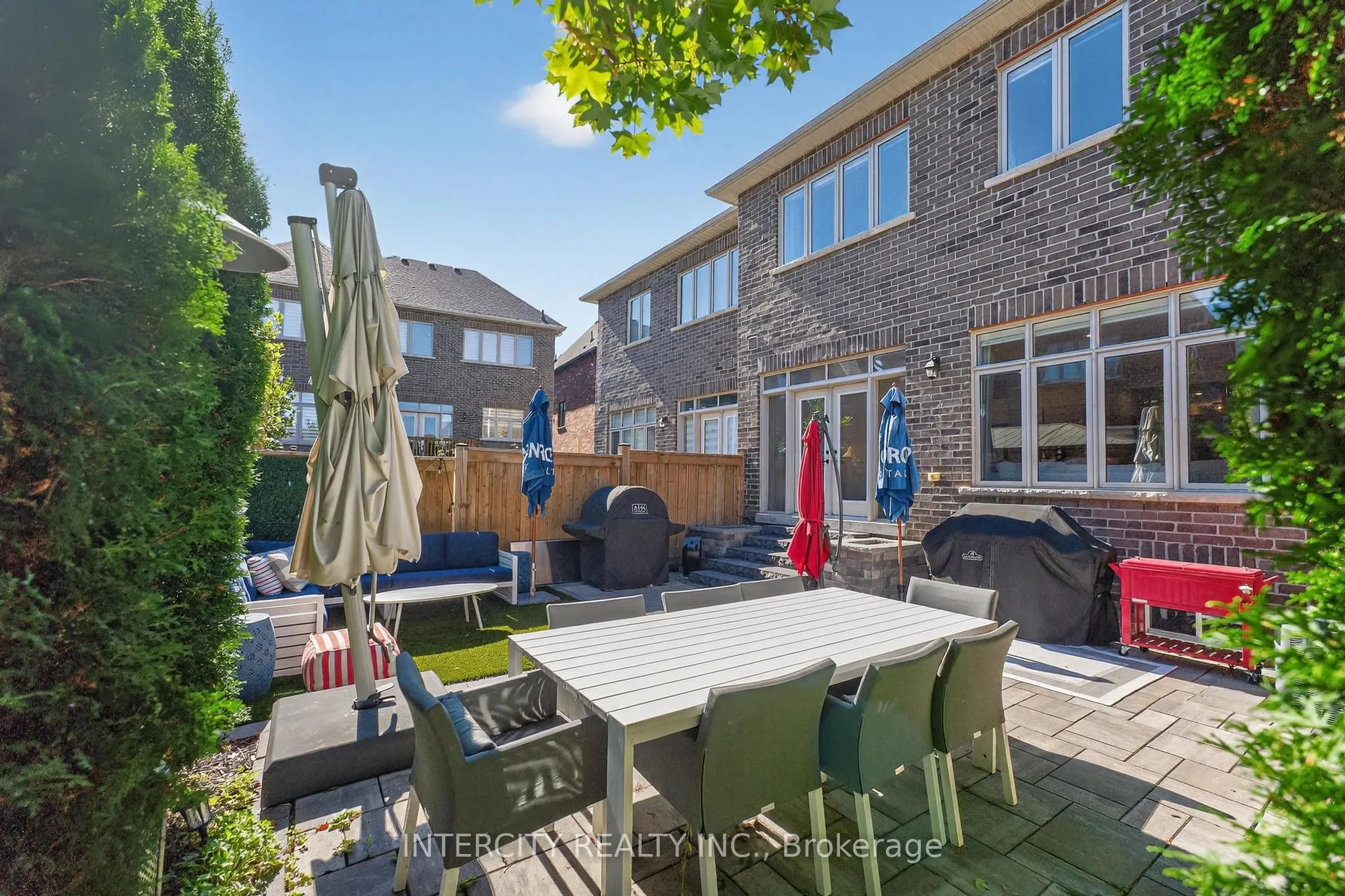 14 Great Heron Court