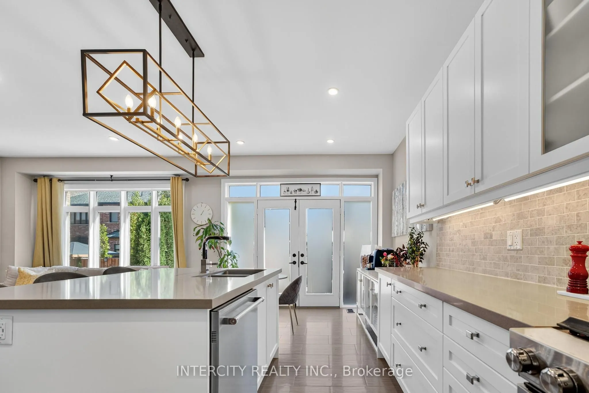 14 Great Heron Court