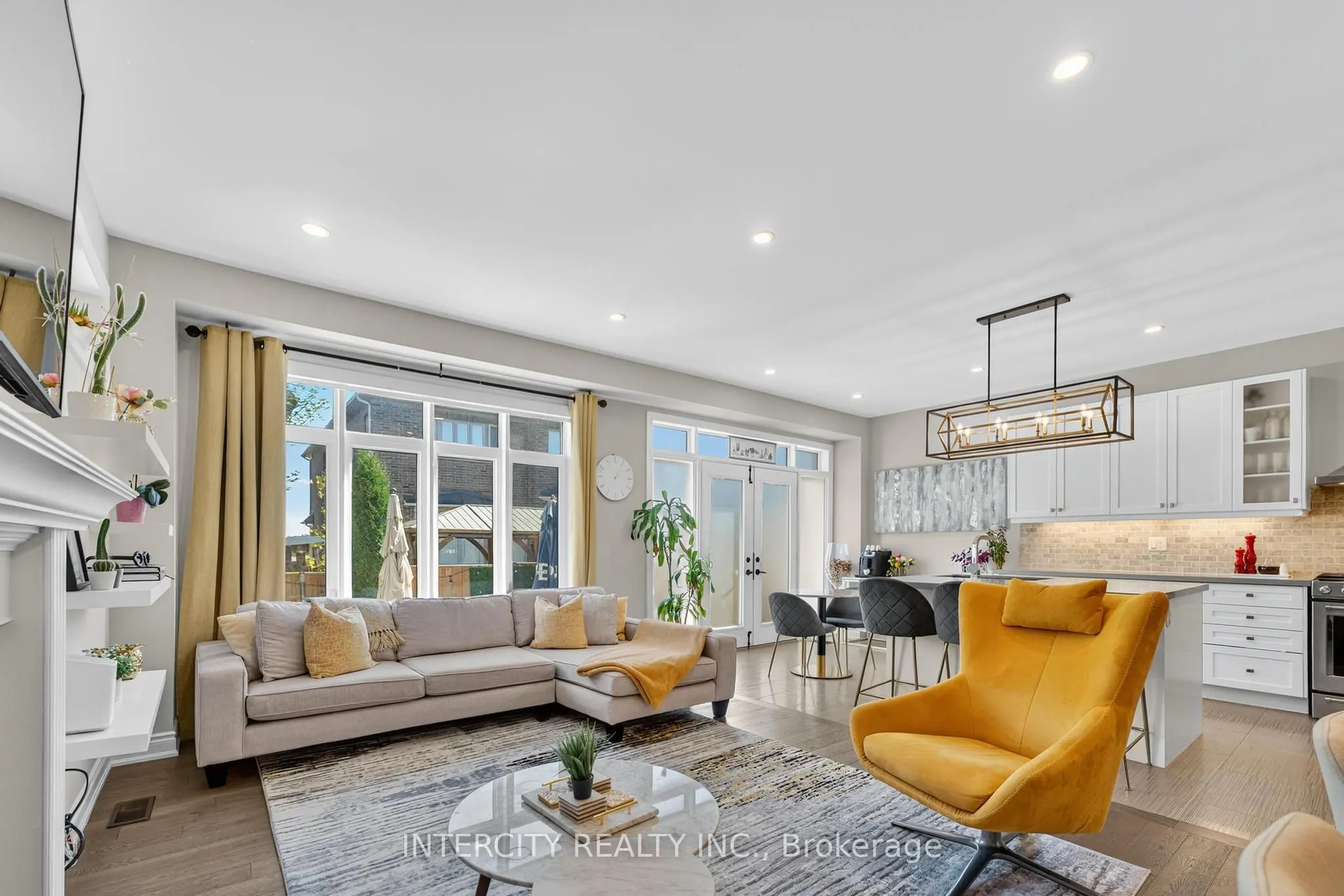 14 Great Heron Court