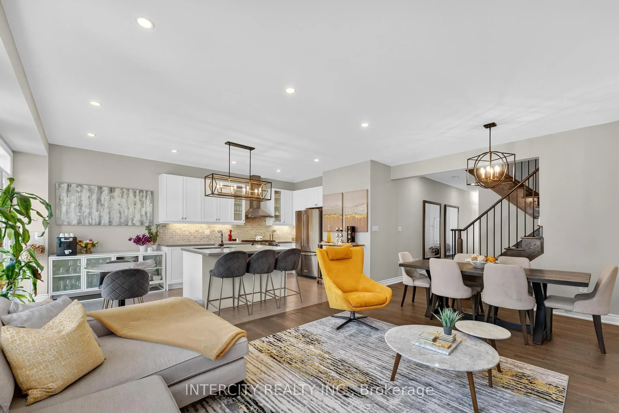 14 Great Heron Court