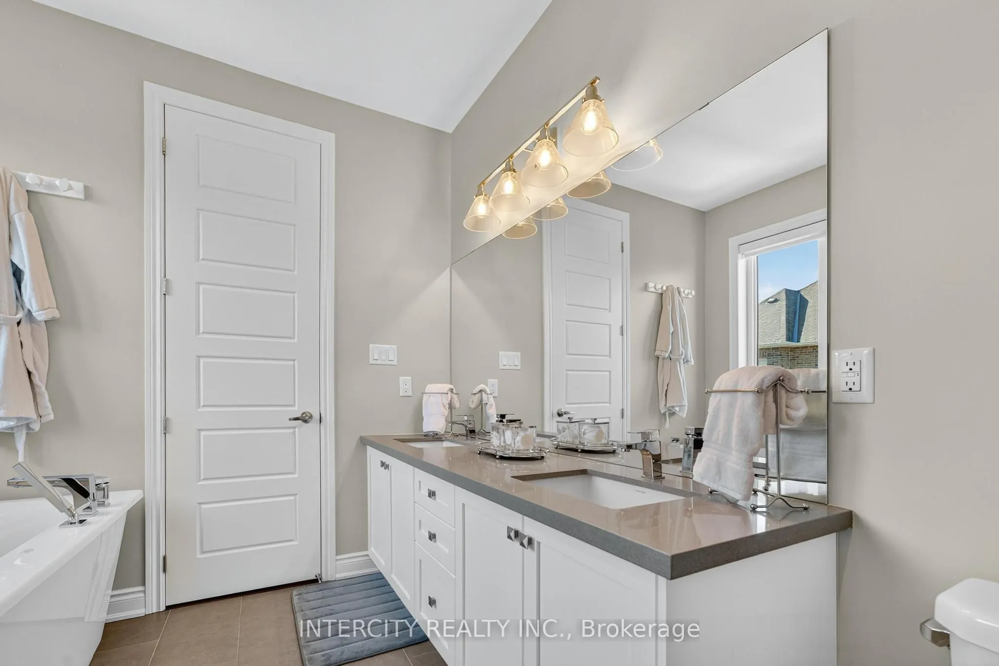 14 Great Heron Court